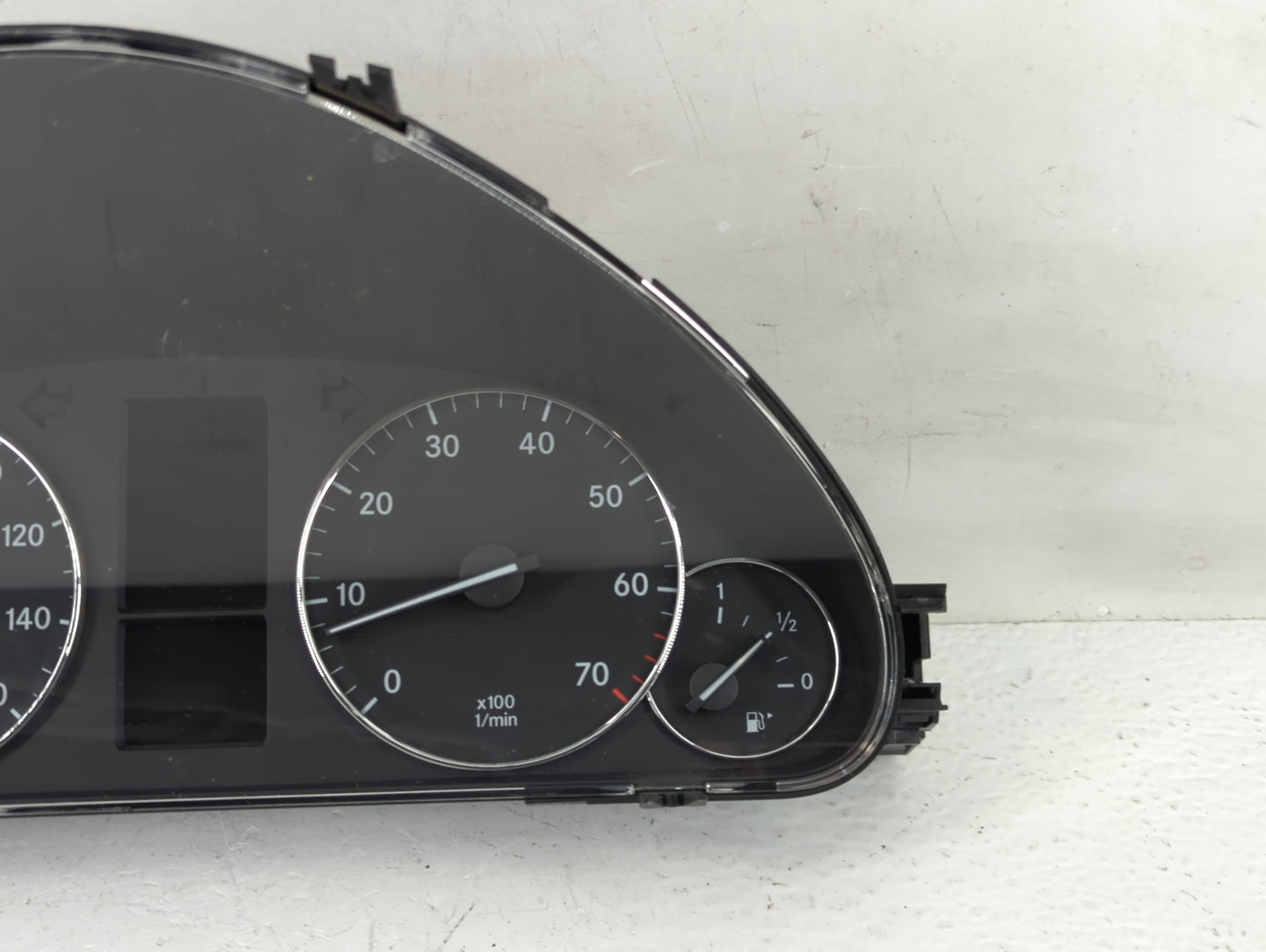 2006 Mercedes-Benz C230 Instrument Cluster Speedometer Gauges P/N:MB A 203 540 91 47 047764 Fits OEM Used Auto Parts - Oemus
