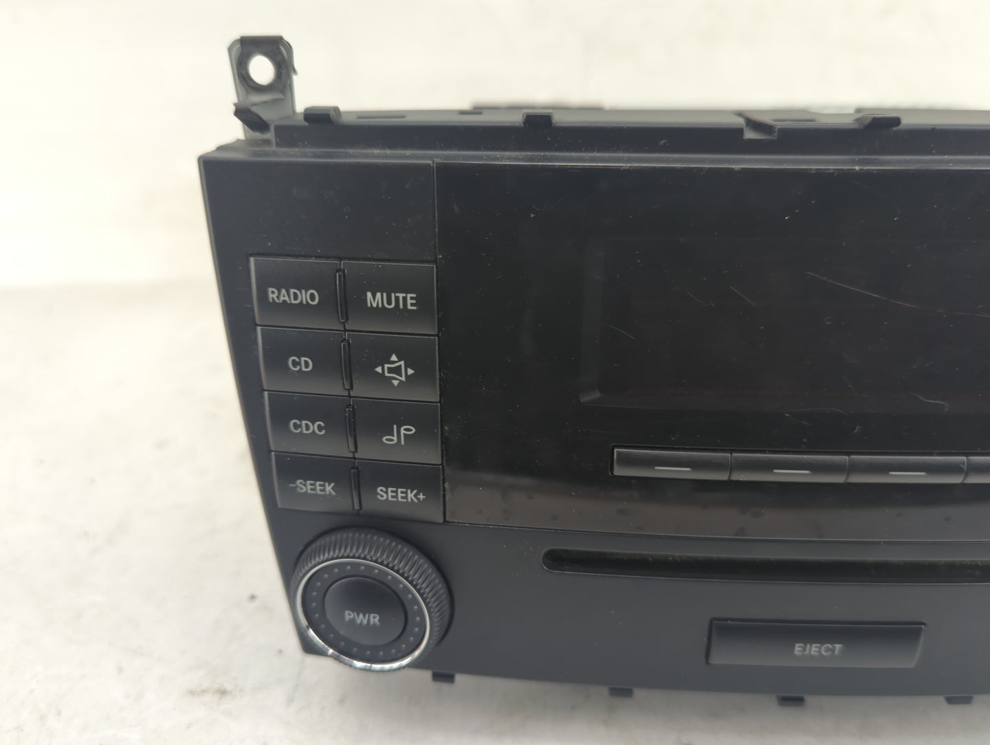 2005-2006 Mercedes-Benz C230 Radio AM FM Cd Player Receiver Replacement P/N:A 20 870 06 89 Fits Fits 2005 2006 OEM Used Auto