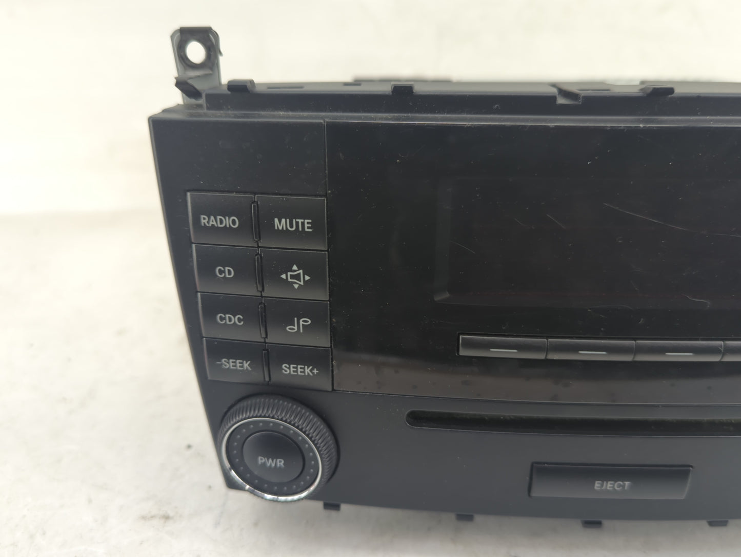 2005-2006 Mercedes-Benz C230 Radio AM FM Cd Player Receiver Replacement P/N:A 20 870 06 89 Fits Fits 2005 2006 OEM Used Auto