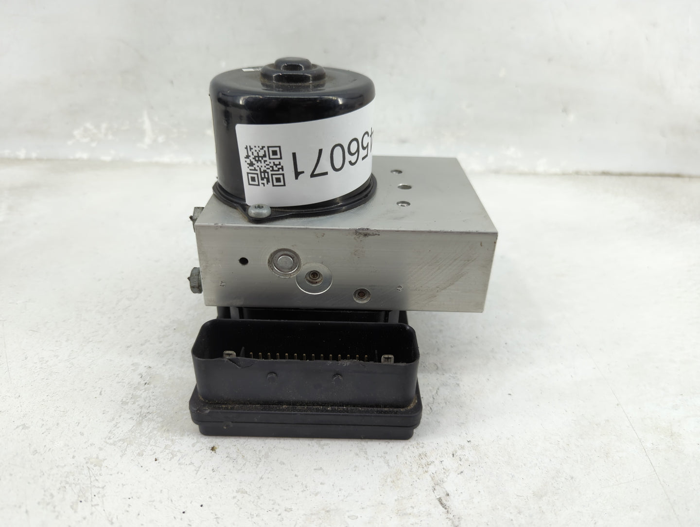 2006-2007 Mercedes-Benz C230 ABS Pump Control Module Replacement P/N:A 035 545 78 32 Fits Fits 2006 2007 2008 2009 OEM Used 