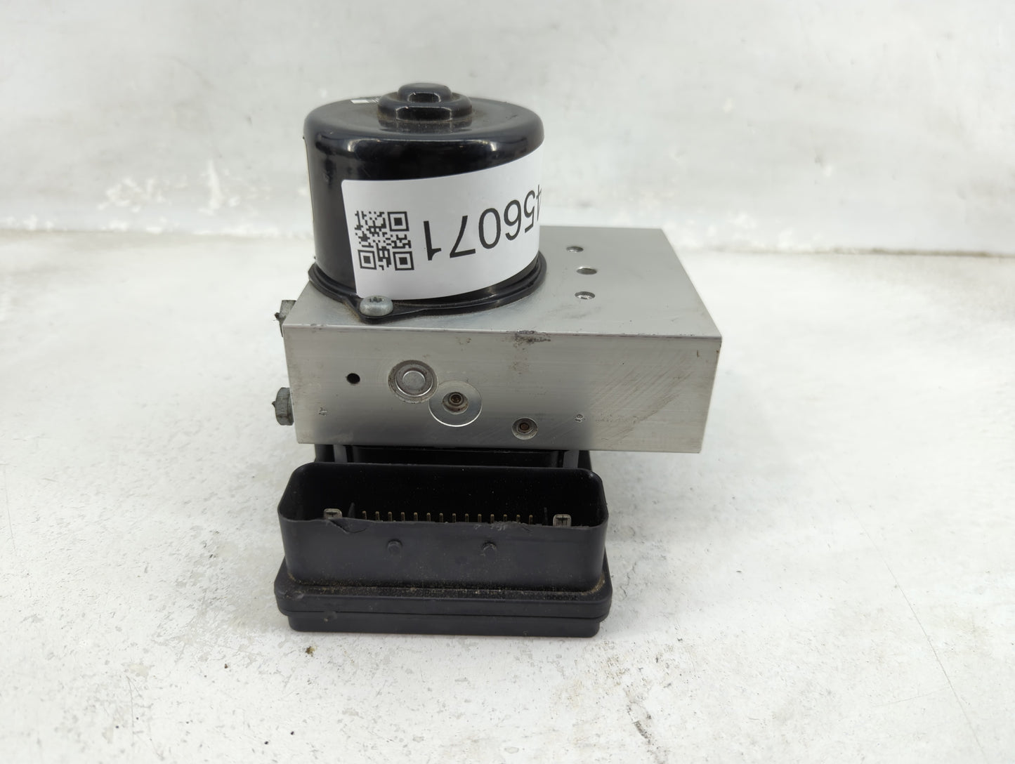 2006-2007 Mercedes-Benz C230 ABS Pump Control Module Replacement P/N:A 035 545 78 32 Fits Fits 2006 2007 2008 2009 OEM Used 