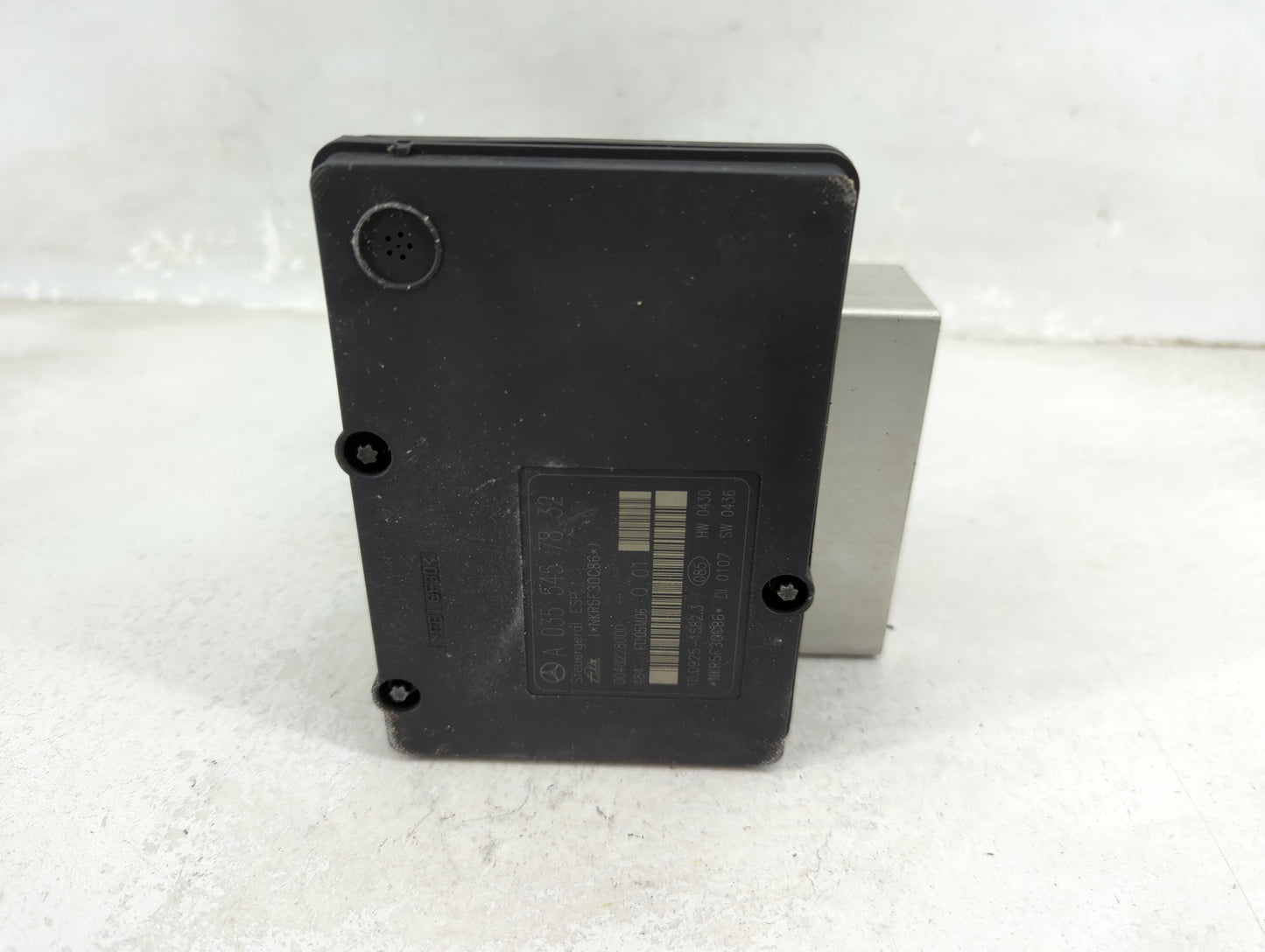 2006-2007 Mercedes-Benz C230 ABS Pump Control Module Replacement P/N:A 035 545 78 32 Fits Fits 2006 2007 2008 2009 OEM Used 