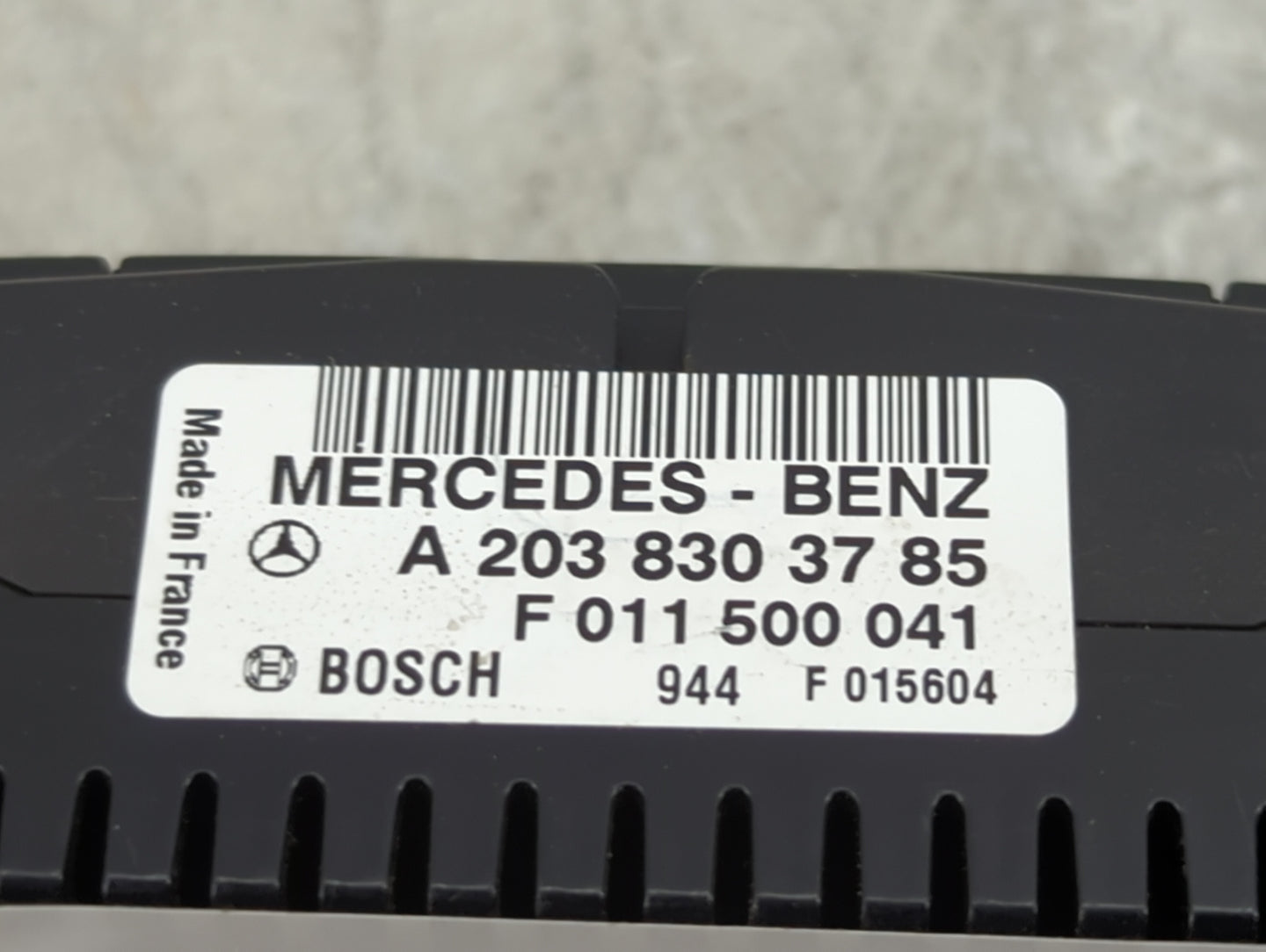 2006-2007 Mercedes-Benz C230 Climate Control Module Temperature AC/Heater Replacement P/N:A 203 830 37 85 Fits Fits 2006 200