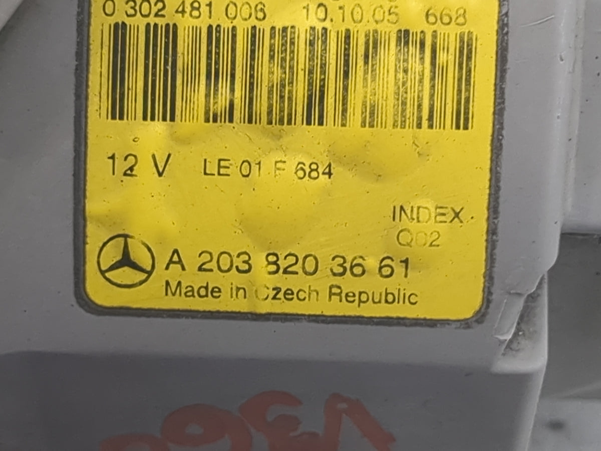 2005 Mercedes-benz C230 Passenger Right Oem Head Light Headlight Lamp - Oemusedautoparts1.com