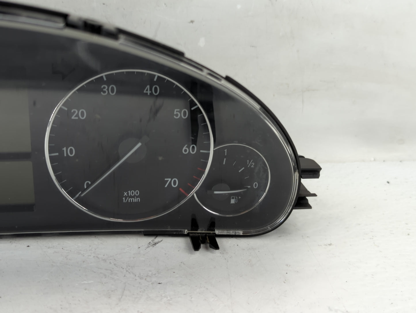 2006 Mercedes-Benz C280 Instrument Cluster Speedometer Gauges P/N:MB A 203 540 91 47 043274 Fits OEM Used Auto Parts - Oemus