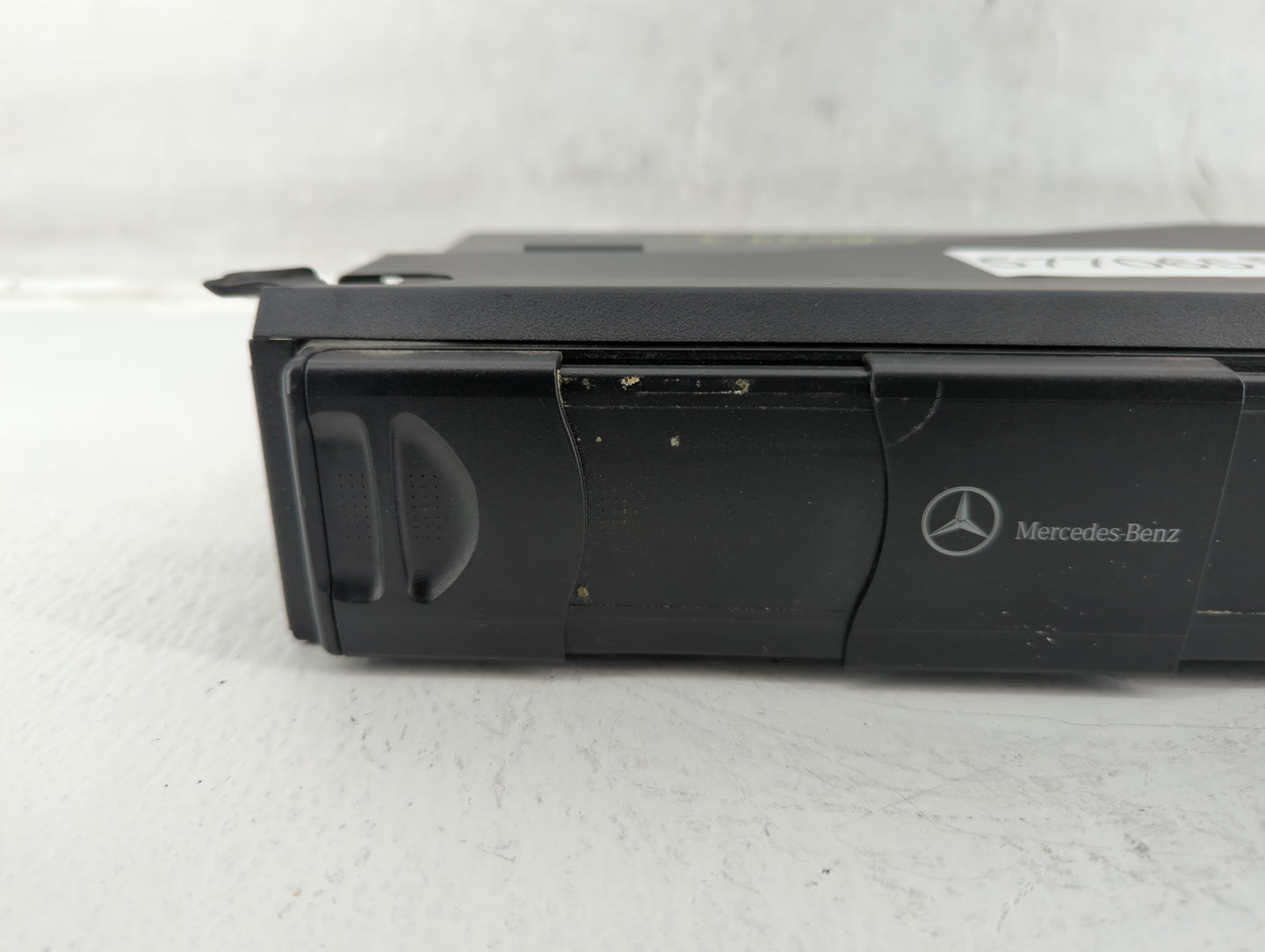 2006-2007 Mercedes-benz C280 Am Fm Cd Player Radio Receiver - Oemusedautoparts1.com