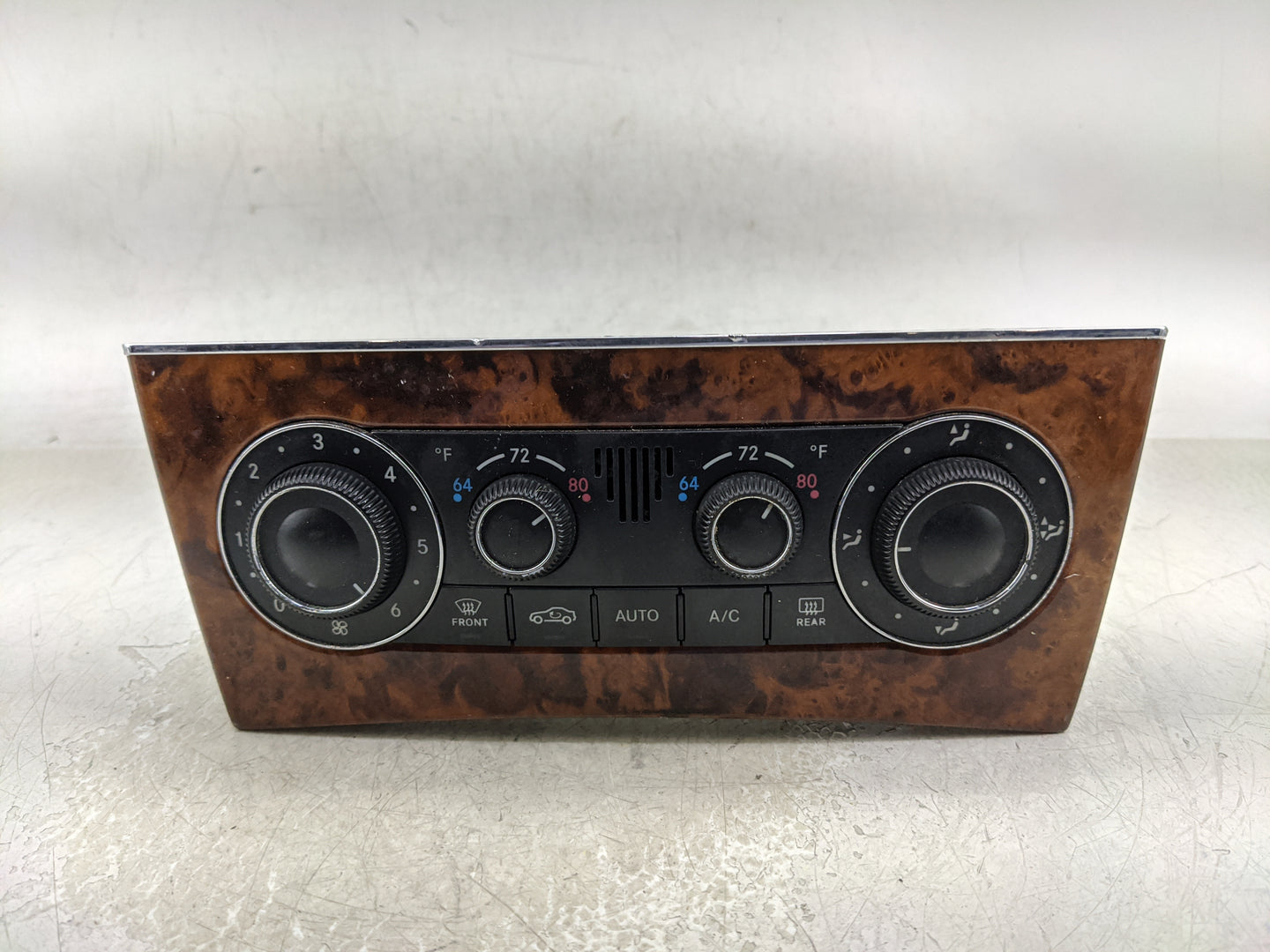 2006 Mercedes-Benz Clk280 Climate Control Module Temperature AC/Heater Replacement P/N:F 011 500 041 A 203 830 37 85 Fits OE
