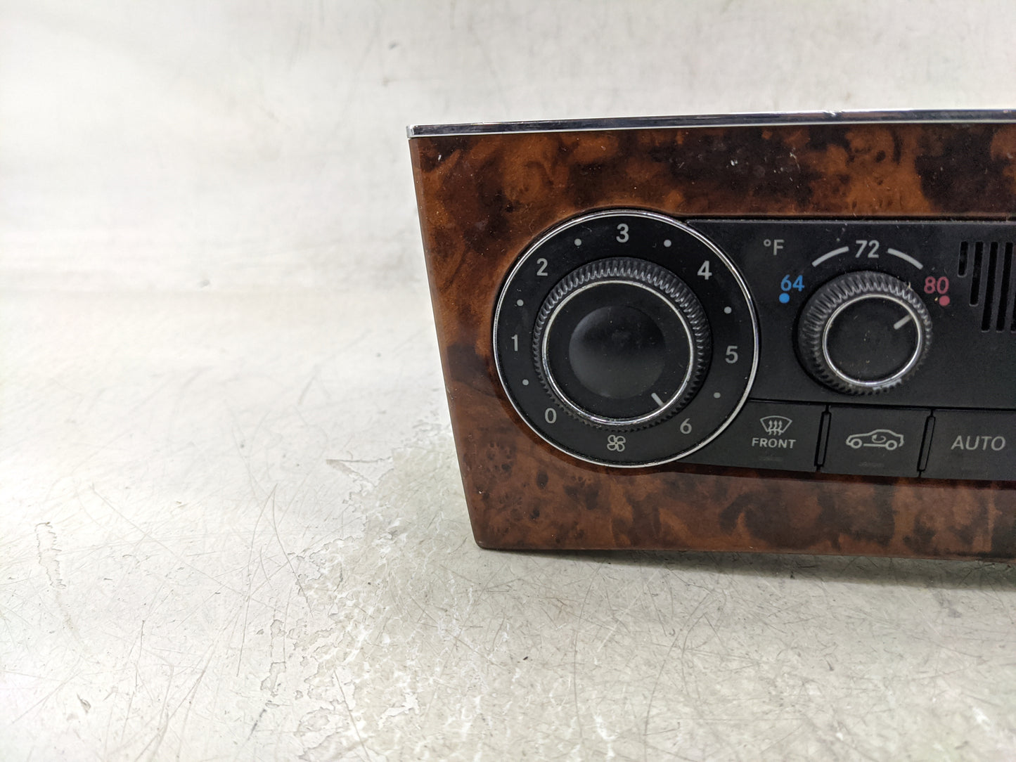 2006 Mercedes-Benz Clk280 Climate Control Module Temperature AC/Heater Replacement P/N:F 011 500 041 A 203 830 37 85 Fits OE
