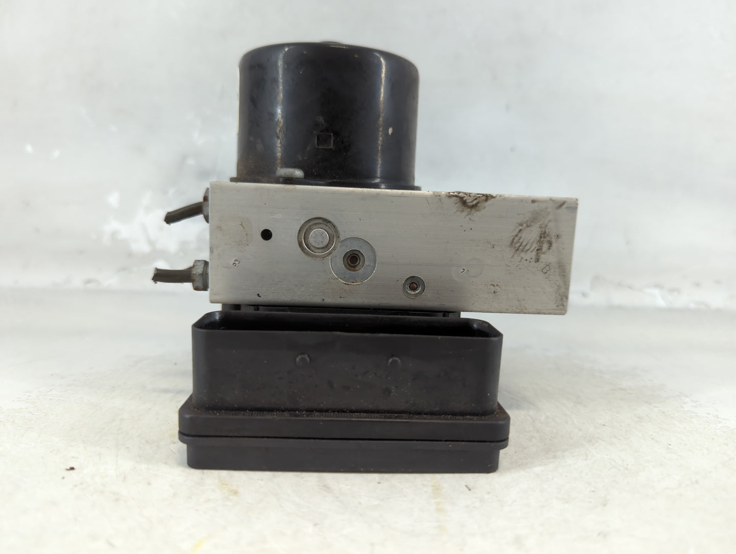 2006 Mercedes-Benz Clk500 ABS Pump Control Module Replacement P/N:A 005 431 75 12 Fits Fits 2005 2007 2008 2009 OEM Used Aut