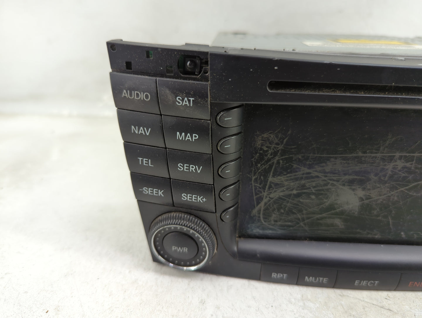 2006 Mercedes-Benz Cls500 Radio AM FM Cd Player Receiver Replacement P/N:BE7040511046207 Fits OEM Used Auto Parts - Oemuseda