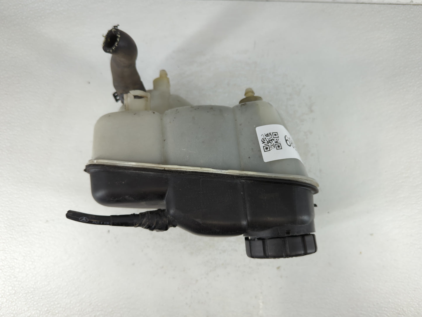 2006 Mercedes-benz Cls500 Windshield Washer Fluid Reservoir Bottle Oem - Oemusedautoparts1.com