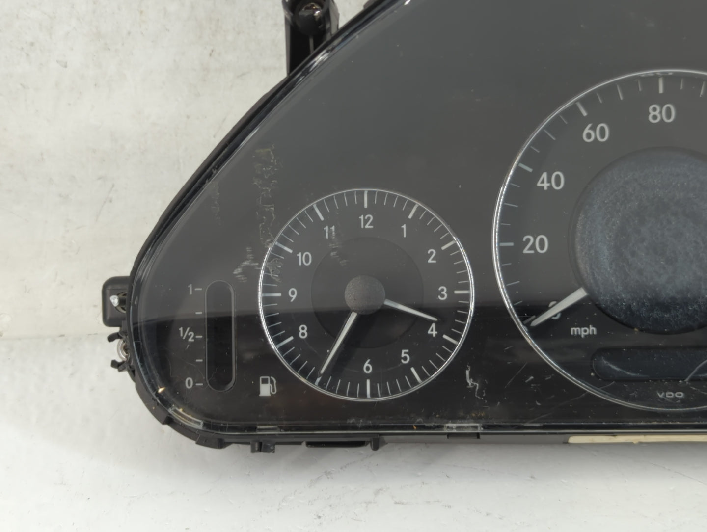 2006 Mercedes-Benz Cls500 Instrument Cluster Speedometer Gauges P/N:A 211 540 99 11 Fits OEM Used Auto Parts - Oemusedautopa