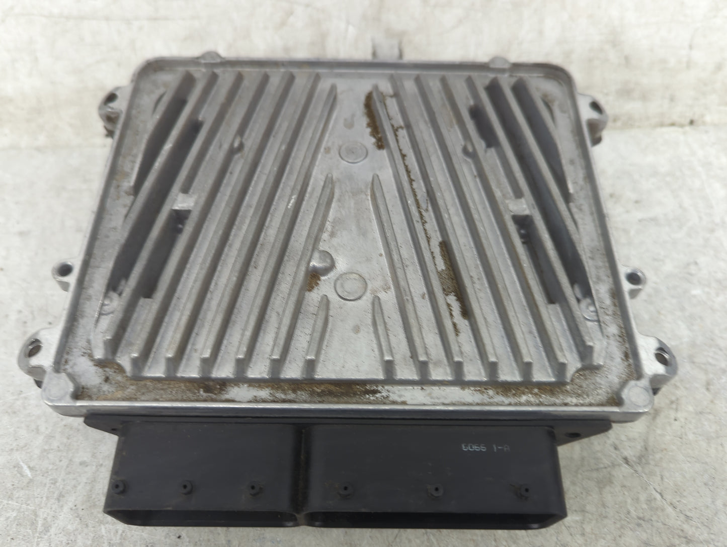 2006 Mercedes-Benz E-Class PCM Engine Control Computer ECU ECM PCU OEM P/N:A2721534879 A0024467340, 0261209065 Fits OEM Used