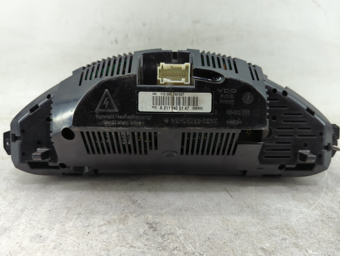 2006 Mercedes-Benz E-Class Instrument Cluster Speedometer Gauges P/N:A2115405147 110.080.292/007 Miles:135K Fits OEM Used Au