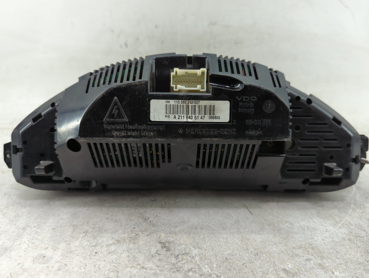 2006 Mercedes-Benz E-Class Instrument Cluster Speedometer Gauges P/N:A2115405147 110.080.292/007 Miles:135K Fits OEM Used Au