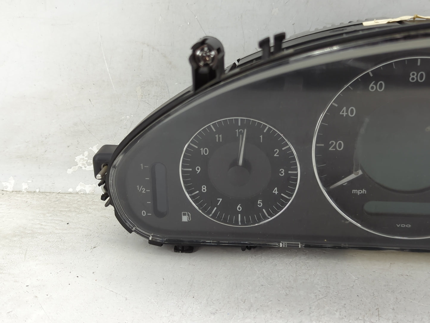 2006 Mercedes-Benz E-Class Instrument Cluster Speedometer Gauges P/N:A2115405147 110.080.292/007 Miles:117K Fits OEM Used Au