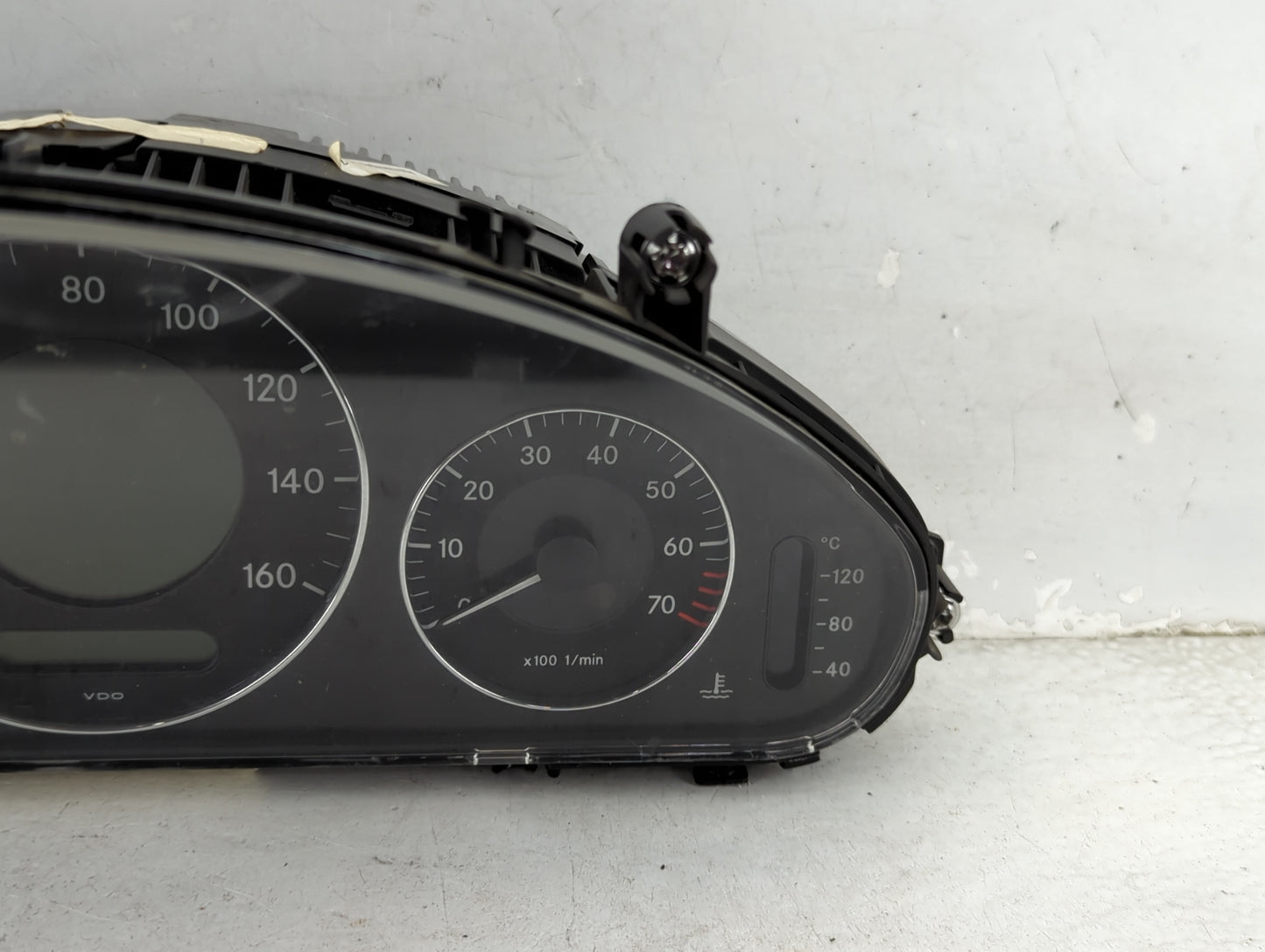 2006 Mercedes-Benz E-Class Instrument Cluster Speedometer Gauges P/N:A2115405147 110.080.292/007 Miles:117K Fits OEM Used Au