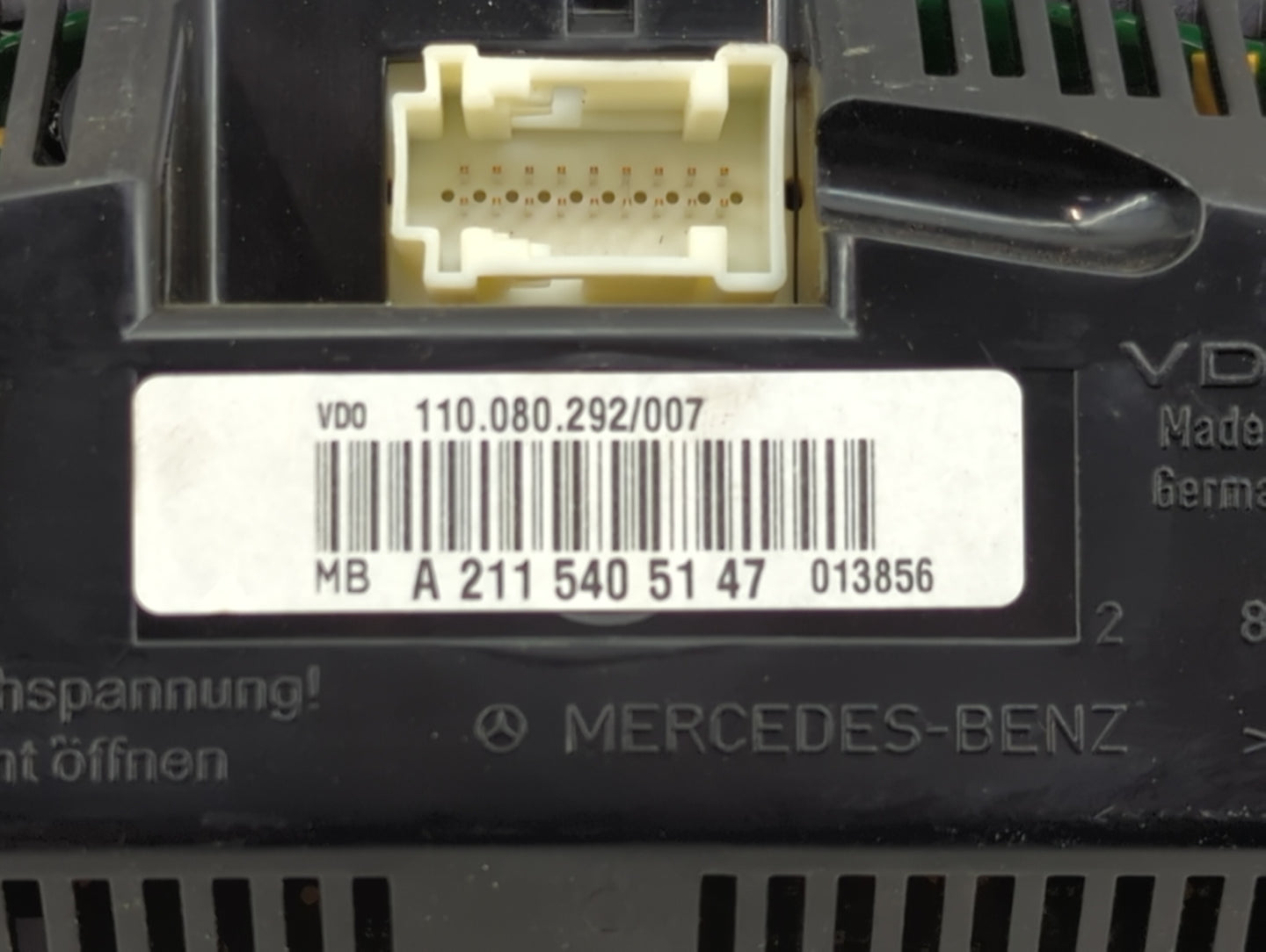 2006 Mercedes-Benz E-Class Instrument Cluster Speedometer Gauges P/N:A2115405147 110.080.292/007 Miles:117K Fits OEM Used Au