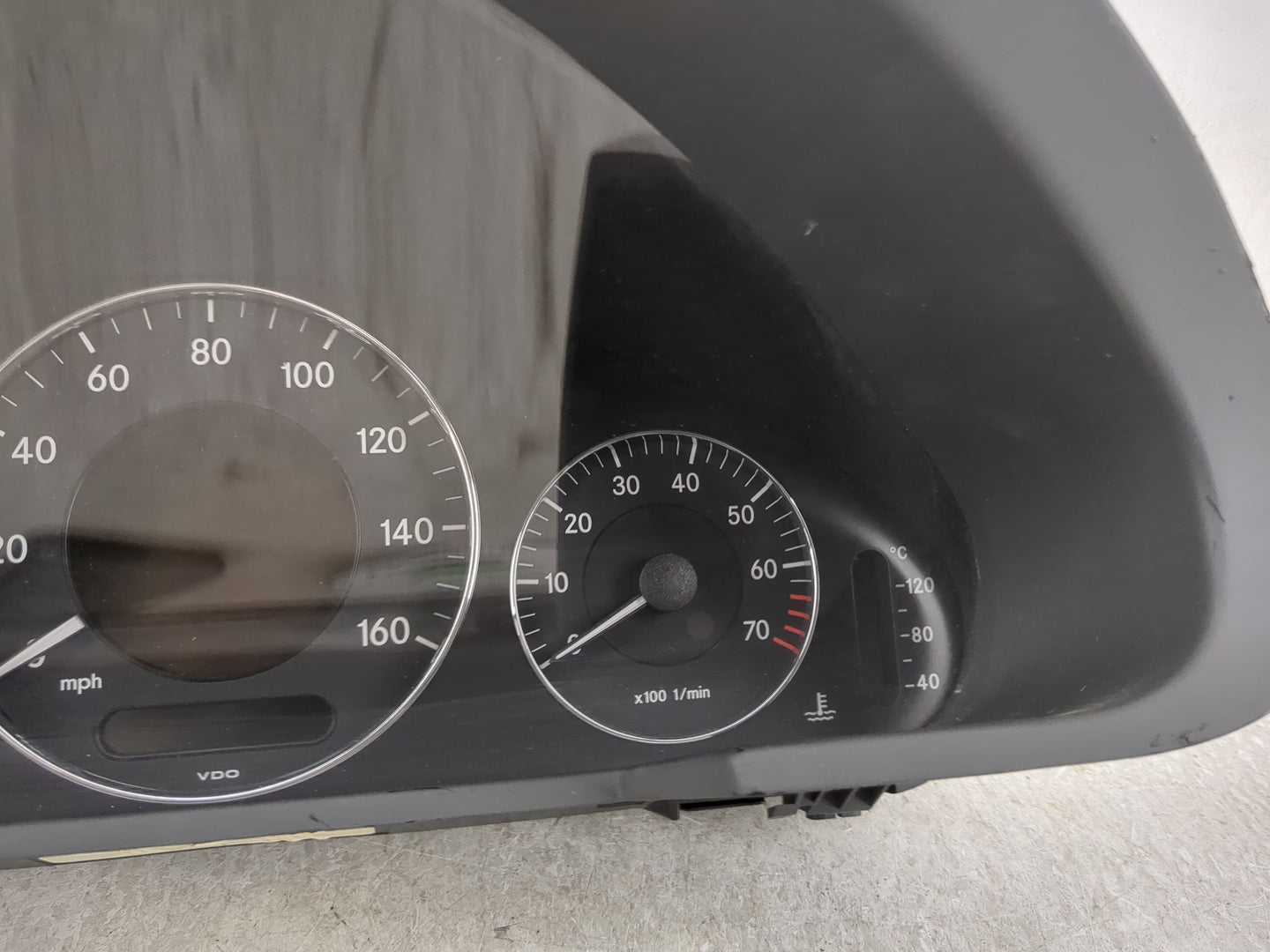 2006 Mercedes-Benz E-Class Instrument Cluster Speedometer Gauges P/N:A2115407547 88-311391, 110.080.284/029 Miles:101K Fits 