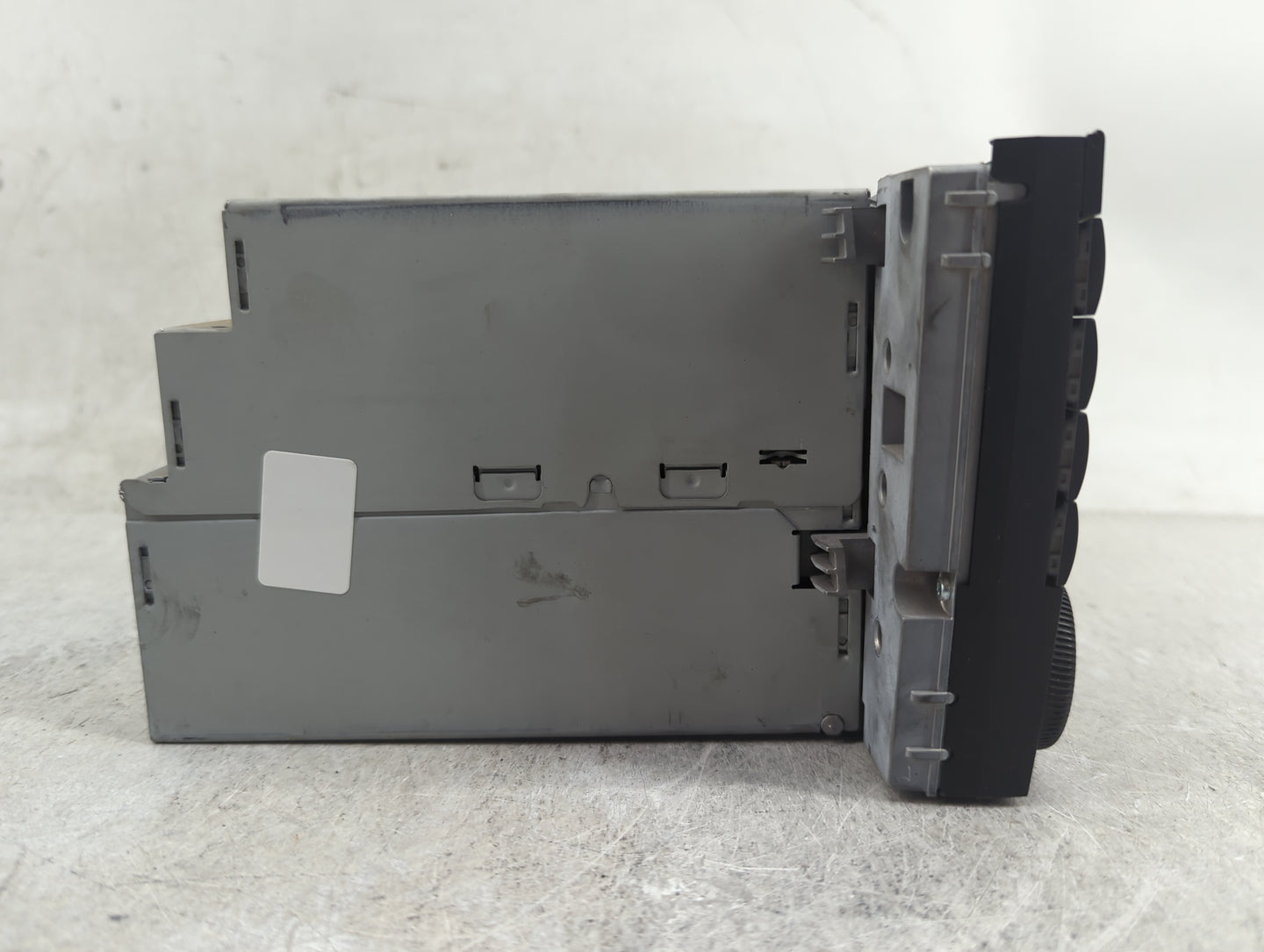 2006 Mercedes-Benz E-Class Radio AM FM Cd Player Receiver Replacement P/N:BE7040 A2118203097, 01652559 Fits Fits 2005 2007 2