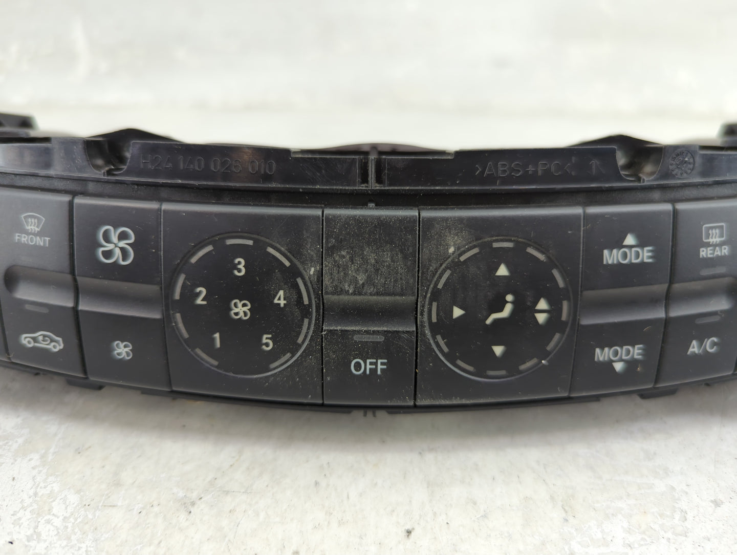 2006 Mercedes-Benz E-Class Climate Control Module Temperature AC/Heater Replacement P/N:2118301485 H24 140 026 010 Fits Fits