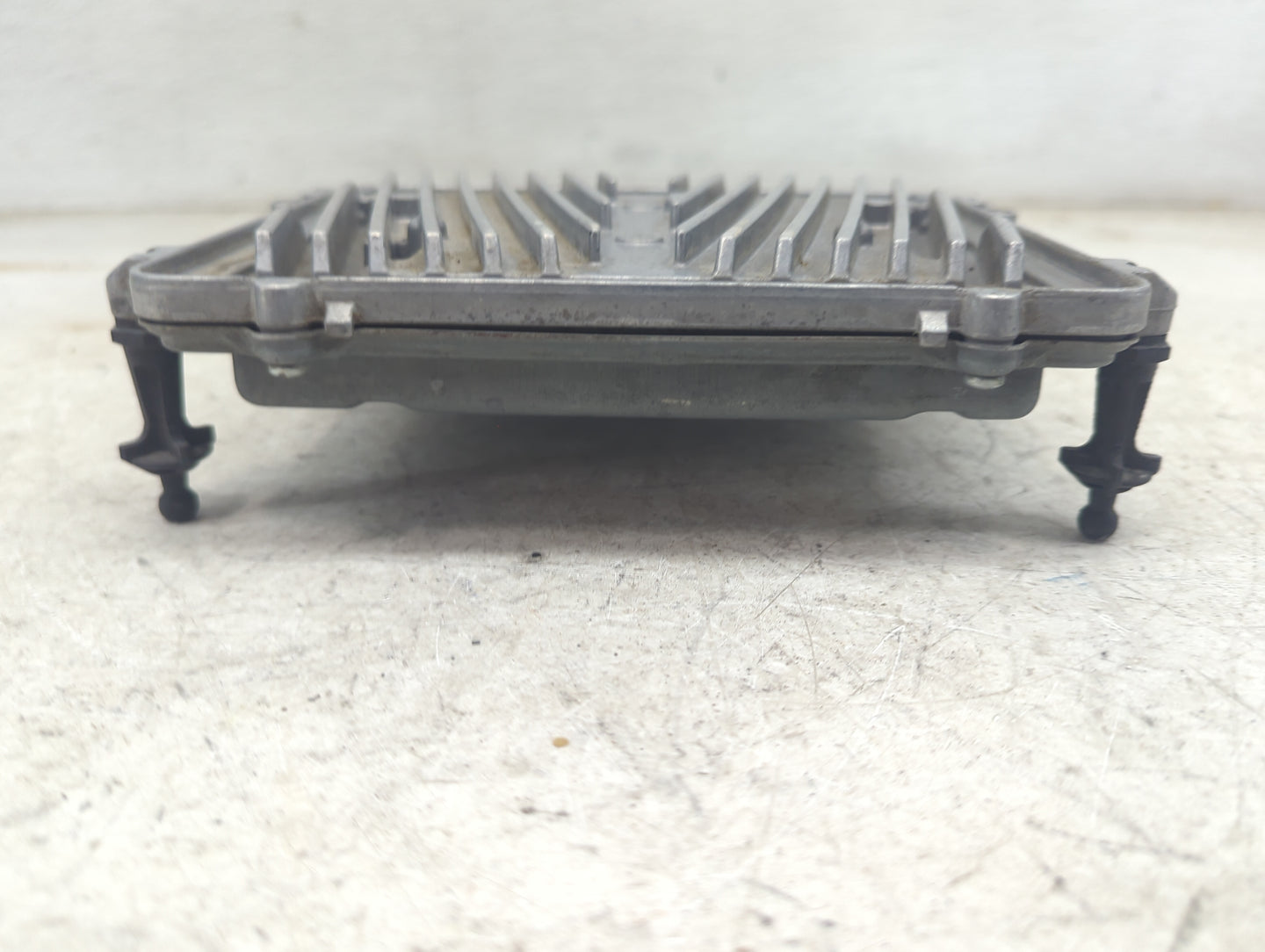 2006 Mercedes-Benz E-Class PCM Engine Control Computer ECU ECM PCU OEM P/N:A0021032740 0261209040, A0024467340 Fits OEM Used