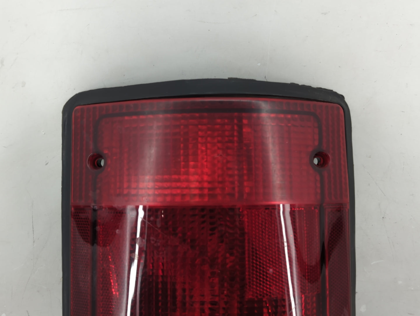 2006 Mercedes-Benz E250 Tail Light Assembly Passenger Right OEM Fits Fits 2005 2007 2008 2009 2010 2011 2012 2013 2014 OEM U