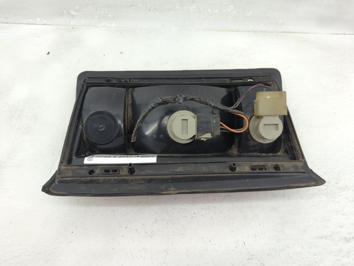 2006 Mercedes-Benz E250 Tail Light Assembly Passenger Right OEM Fits Fits 2005 2007 2008 2009 2010 2011 2012 2013 2014 OEM U