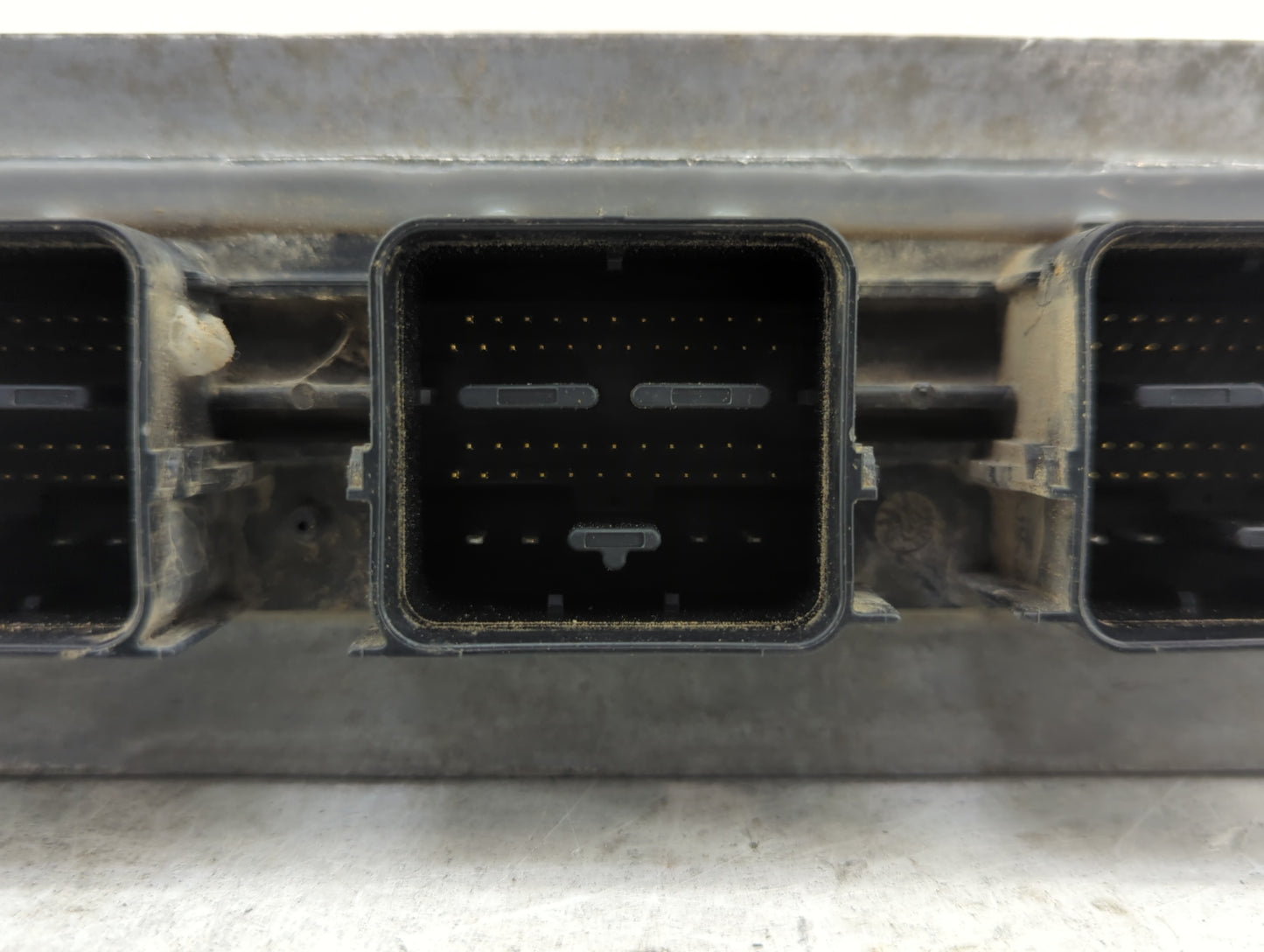 2006 Mercedes-Benz E350 PCM Engine Control Computer ECU ECM PCU OEM P/N:6C2A-12A650-ABA Fits OEM Used Auto Parts - Oemusedau
