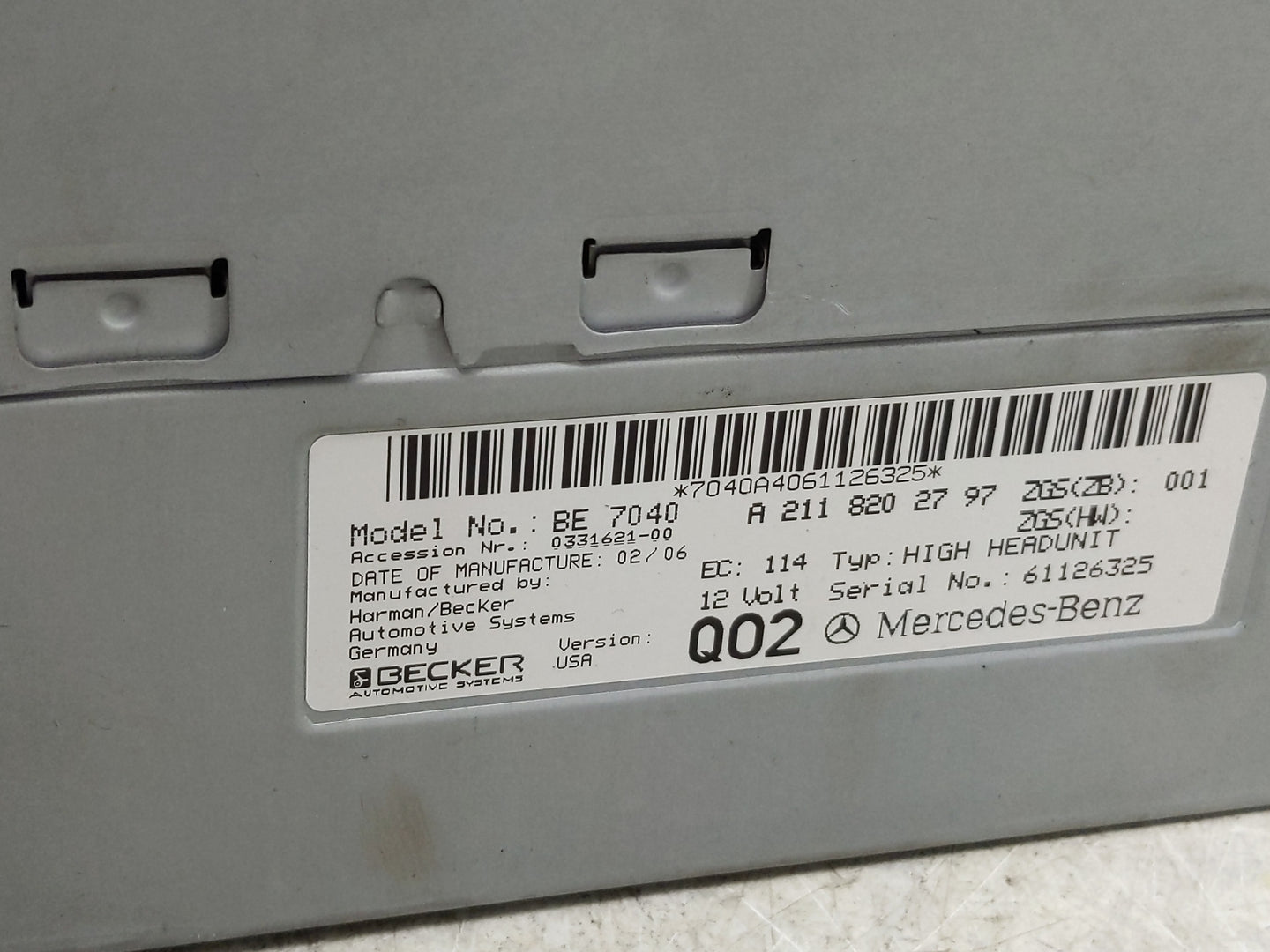 2006-2007 Mercedes-Benz E350 Radio AM FM Cd Player Receiver Replacement P/N:A 211 820 27 97 Fits Fits 2005 2006 2007 OEM Use