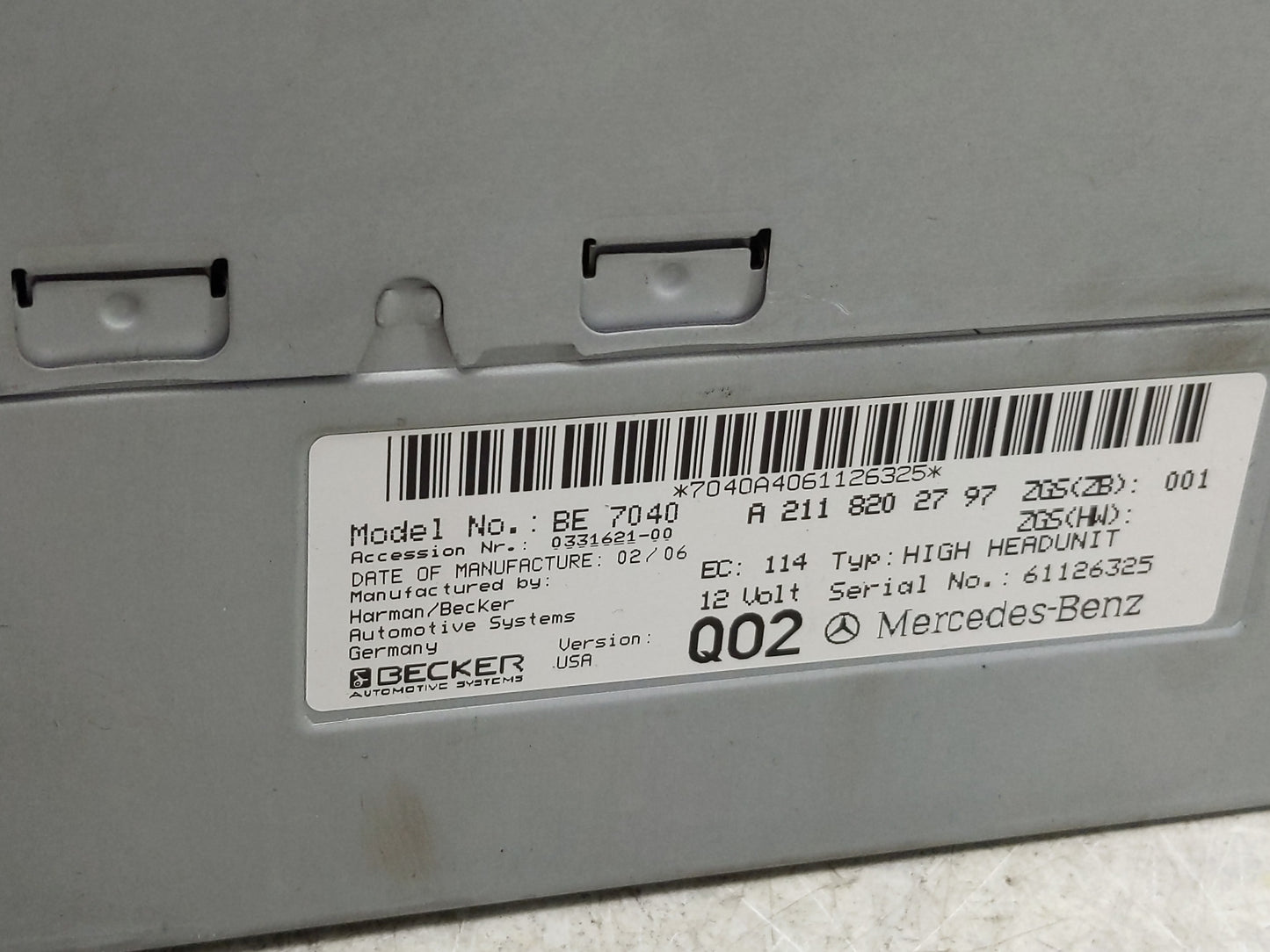2006-2007 Mercedes-Benz E350 Radio AM FM Cd Player Receiver Replacement P/N:A 211 820 27 97 Fits Fits 2005 2006 2007 OEM Use