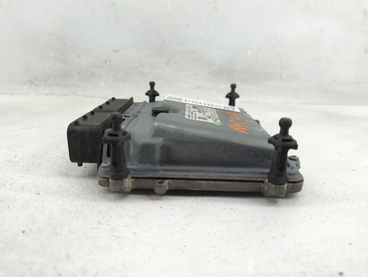 2006 Mercedes-Benz E350 PCM Engine Control Computer ECU ECM PCU OEM P/N:2721531679 OEM Used Auto Parts - Oemusedautoparts1.c
