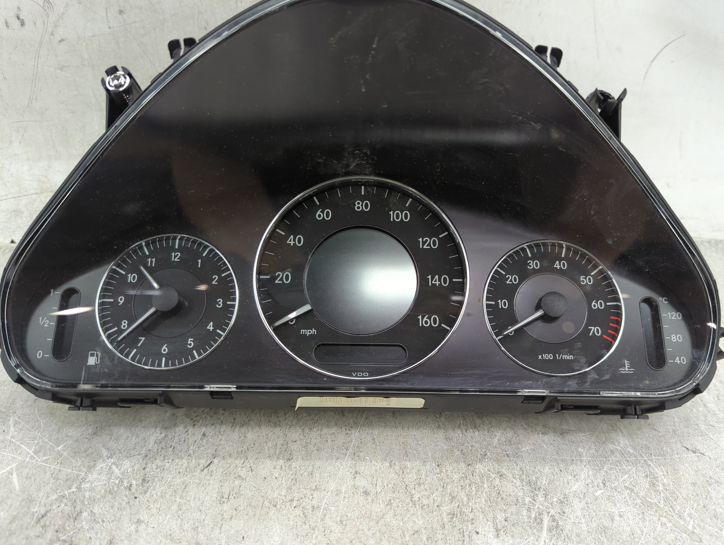 2006 Mercedes-Benz E350 Instrument Cluster Speedometer Gauges P/N:A 211 540 51 47 Miles: Fits OEM Used Auto Parts - Oemuseda