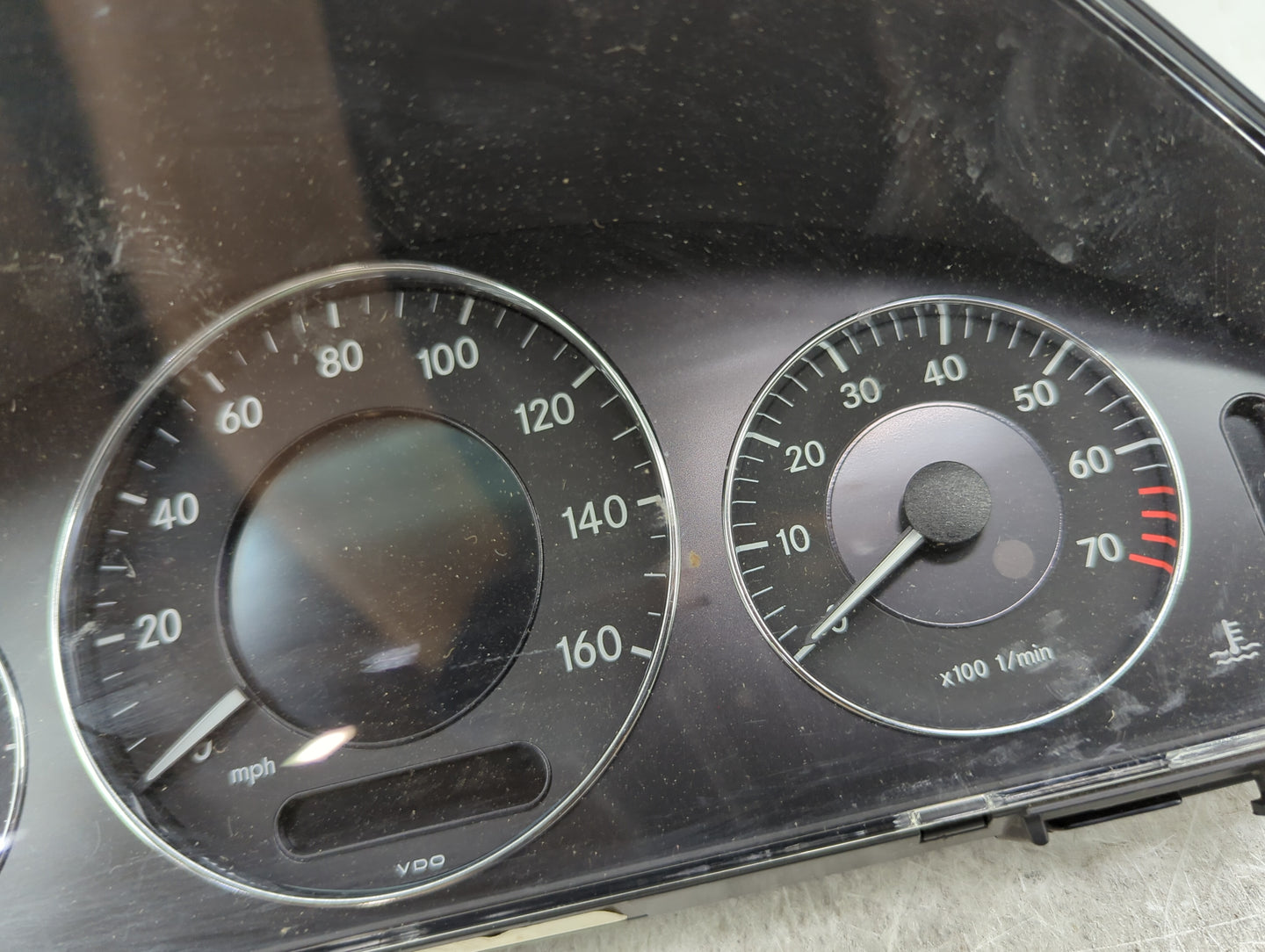 2006 Mercedes-Benz E350 Instrument Cluster Speedometer Gauges P/N:A 211 540 51 47 Miles: Fits OEM Used Auto Parts - Oemuseda