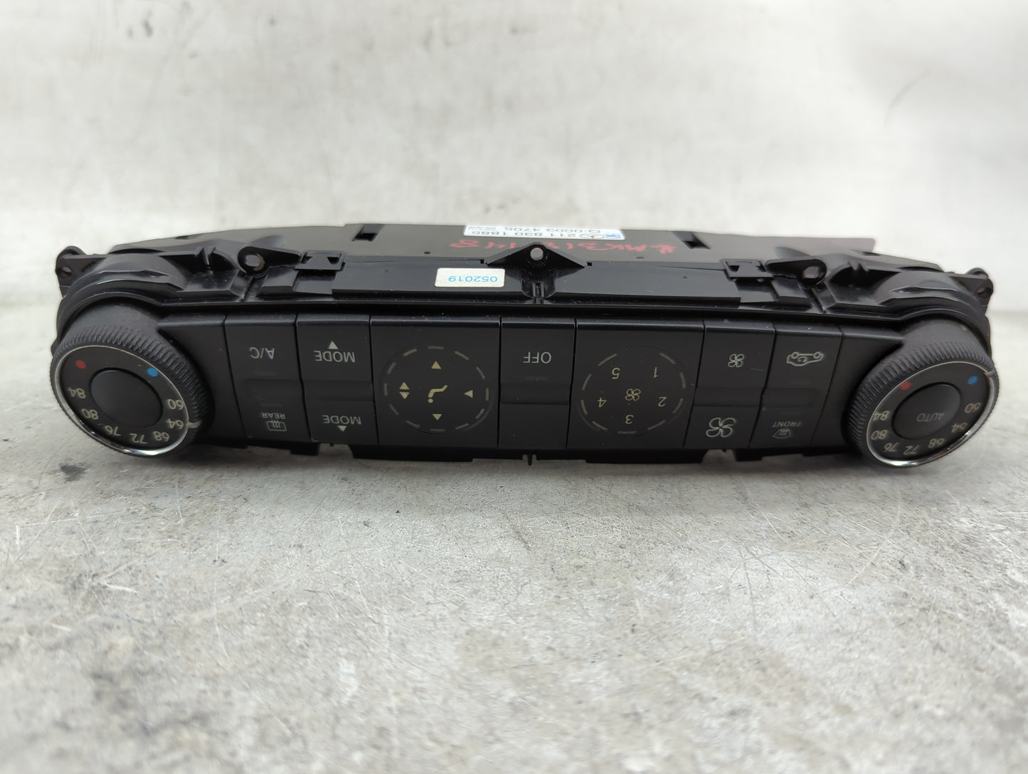 2006-2007 Mercedes-Benz E350 Climate Control Module Temperature AC/Heater Replacement P/N:211 830 1885 Fits Fits 2006 2007 O