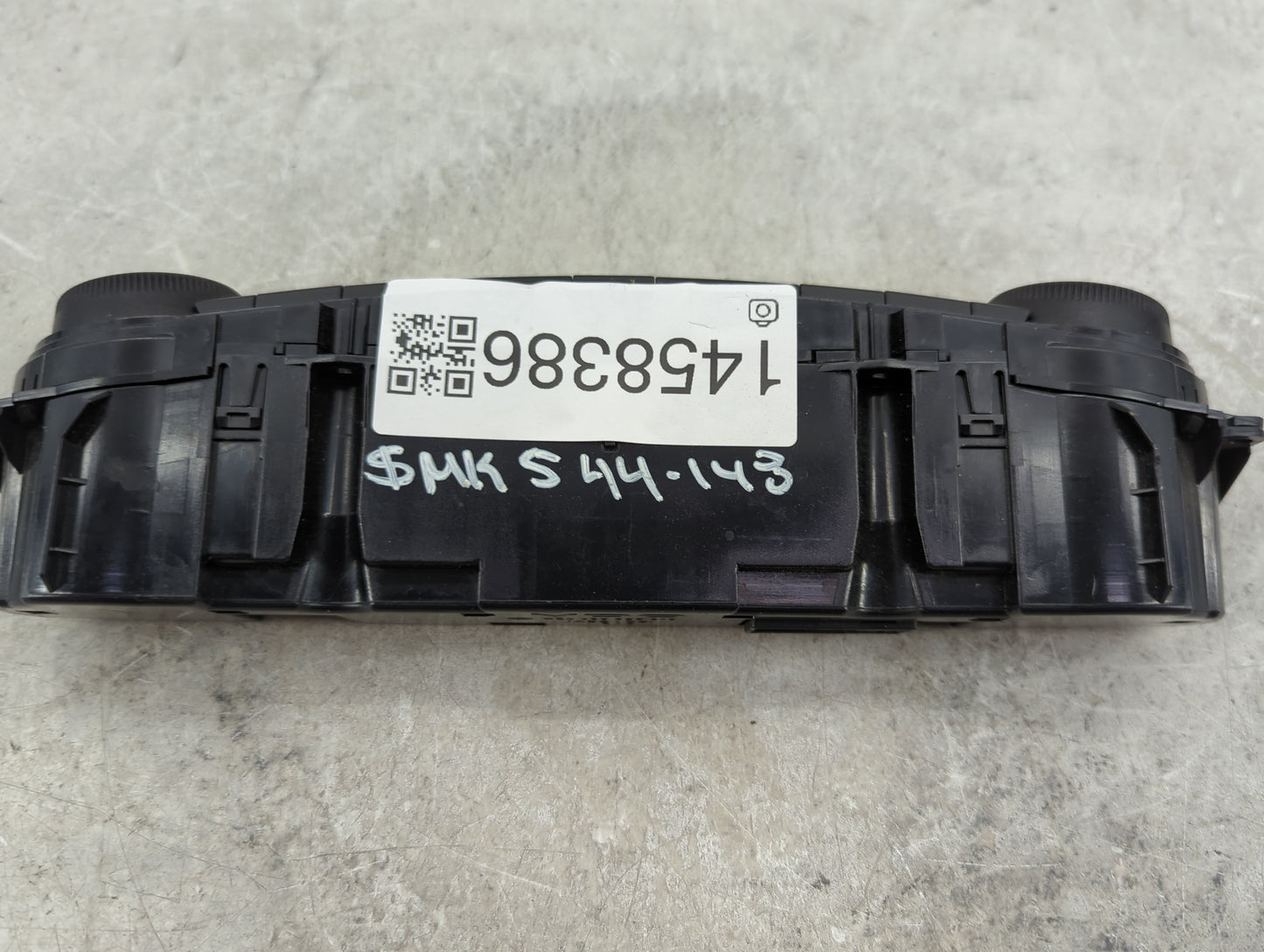2006-2007 Mercedes-Benz E350 Climate Control Module Temperature AC/Heater Replacement P/N:211 830 1885 Fits Fits 2006 2007 O