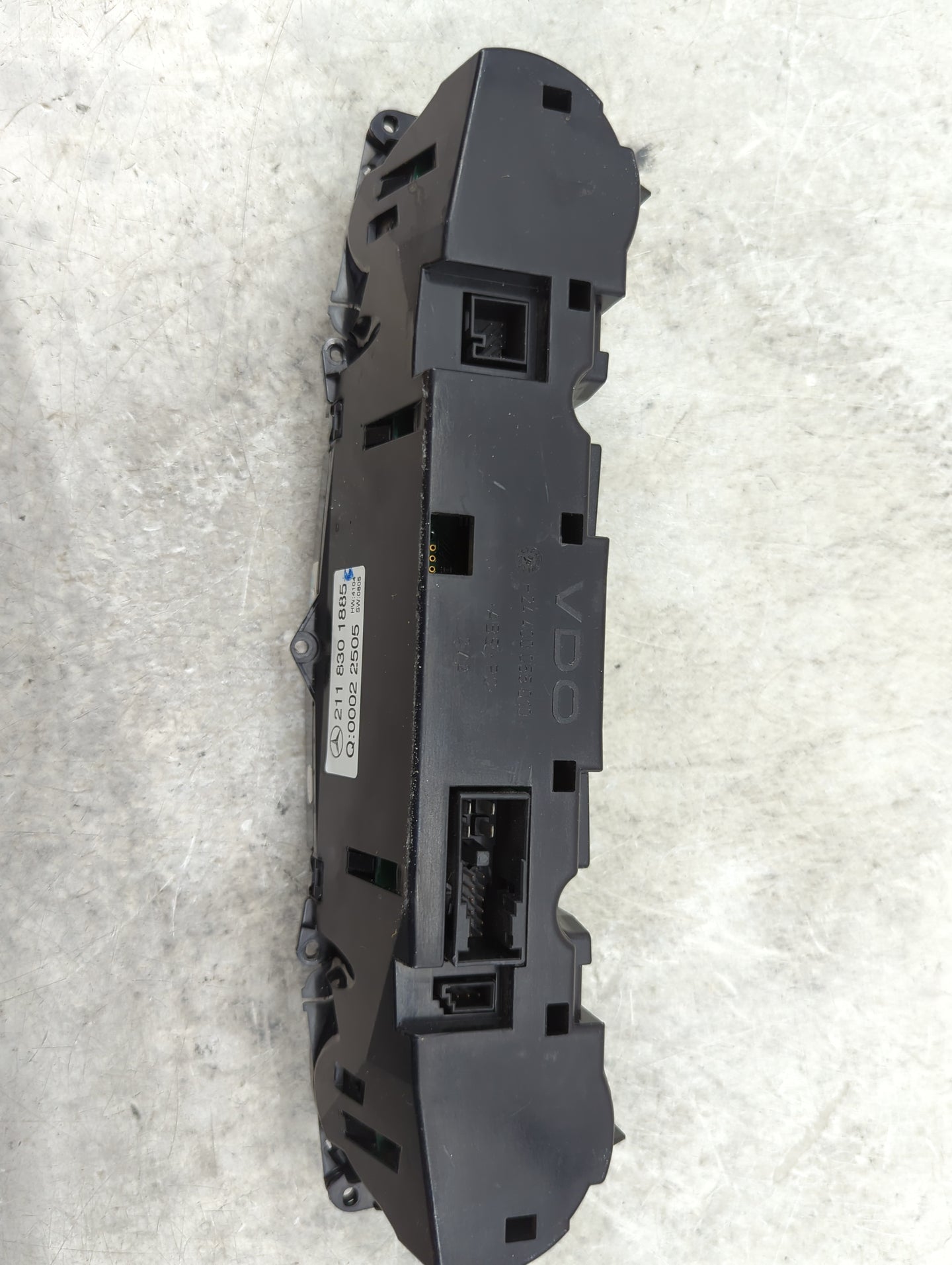 2006-2007 Mercedes-Benz E350 Climate Control Module Temperature AC/Heater Replacement P/N:211 830 1885 Fits Fits 2006 2007 O