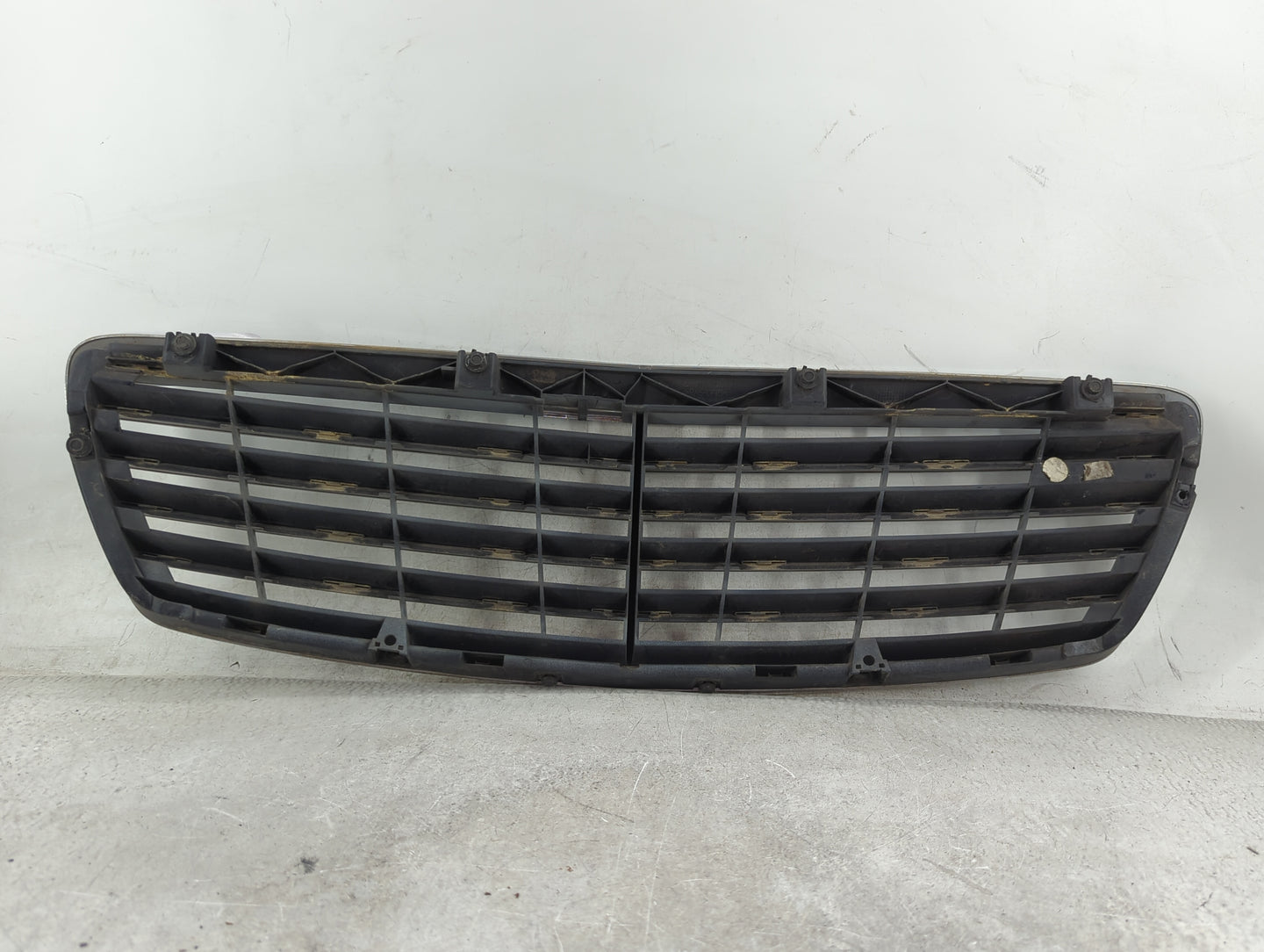 2006-2006 Mercedes-benz E350 Front Grille Bumper Not Included 1459491 - Oemusedautoparts1.com