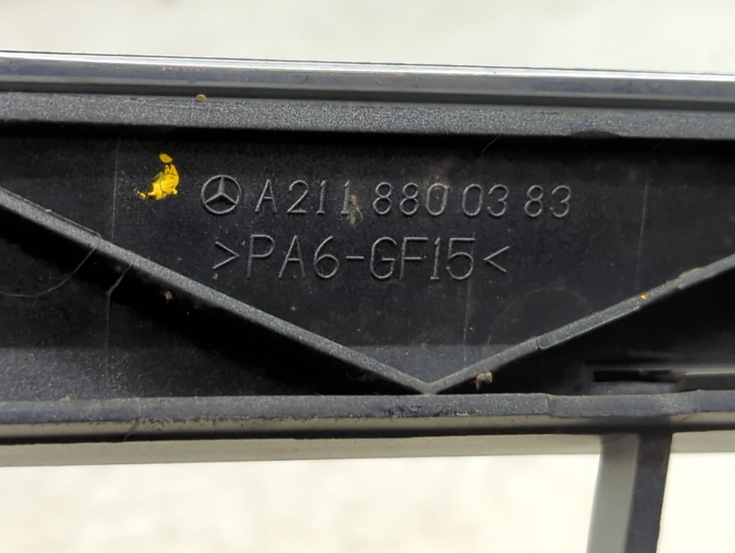 2006-2006 Mercedes-benz E350 Front Grille Bumper Not Included - Oemusedautoparts1.com