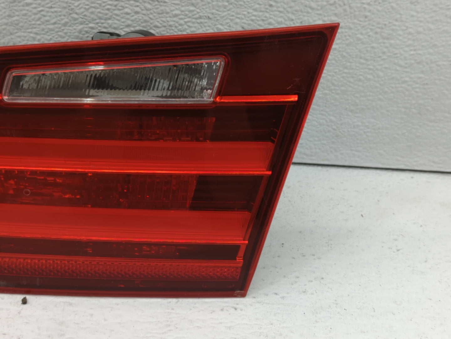 2006 Mercedes-Benz E350 Tail Light Assembly Passenger Right OEM Fits Fits 2004 2005 OEM Used Auto Parts - Oemusedautoparts1.