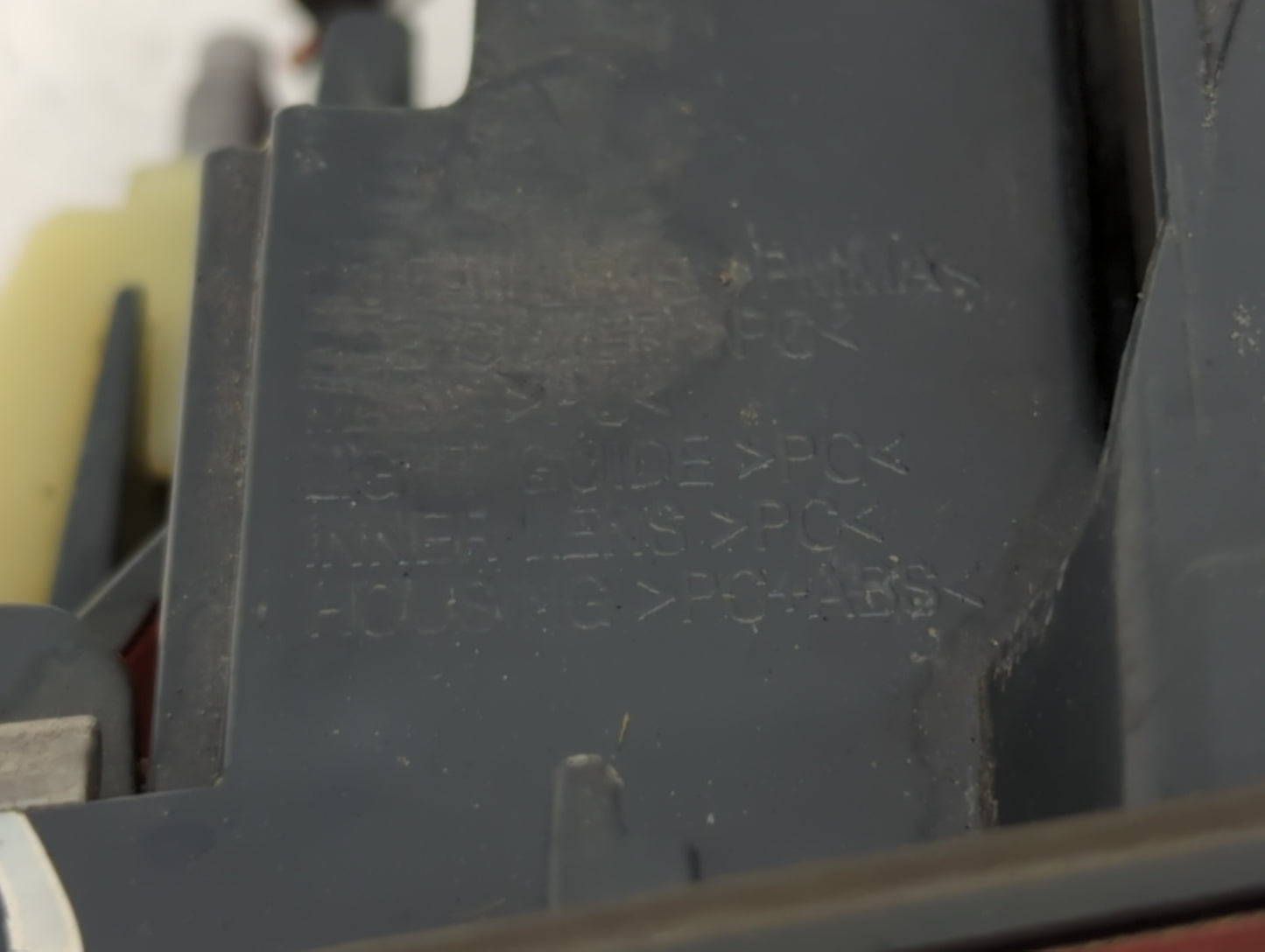 2006 Mercedes-Benz E350 Tail Light Assembly Passenger Right OEM Fits Fits 2004 2005 OEM Used Auto Parts - Oemusedautoparts1.