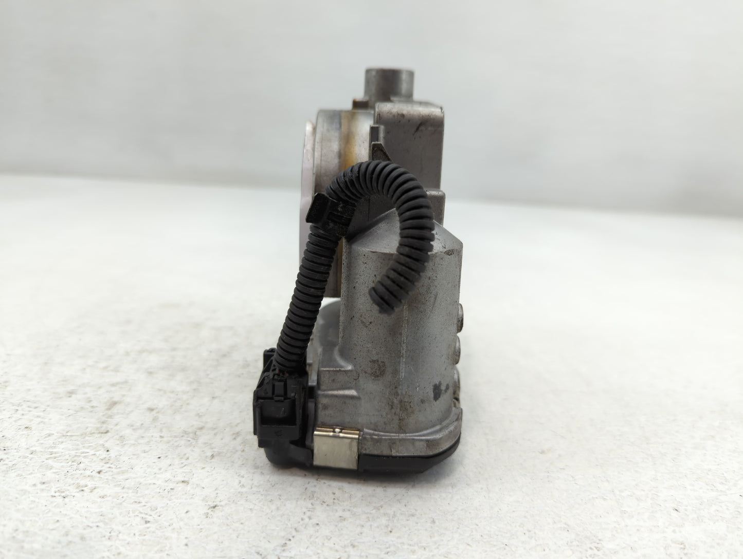 2006 Mercedes-Benz E350 Throttle Body P/N:0 280 750 017 A 113 141 01 25 Fits OEM Used Auto Parts - Oemusedautoparts1.com