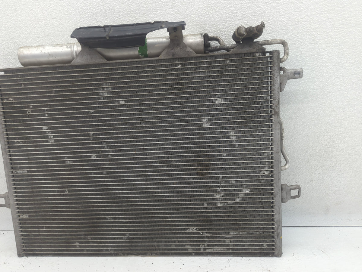 Mercedes-benz E500 Engine Cooling Radiator Condenser Black - Oemusedautoparts1.com
