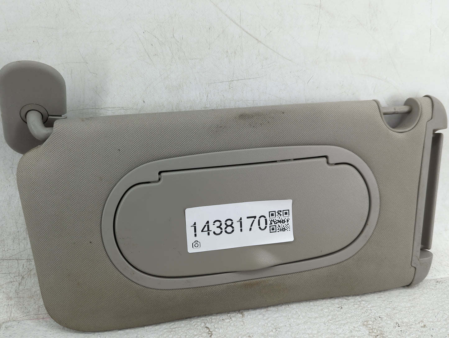 2006 Mercedes-Benz G63 Amg Sun Visor Shade Replacement Driver Left Mirror Fits OEM Used Auto Parts - Oemusedautoparts1.com