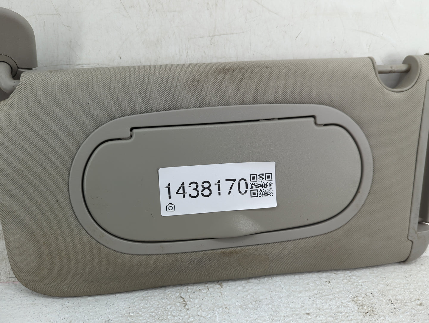 2006 Mercedes-Benz G63 Amg Sun Visor Shade Replacement Driver Left Mirror Fits OEM Used Auto Parts - Oemusedautoparts1.com