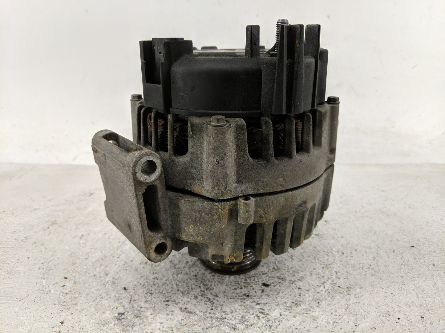 2006 Mercedes-Benz Ml250 Alternator Replacement Generator Charging Assembly Engine OEM P/N:A 014 154 04 02 A 272 154 0102 Fi