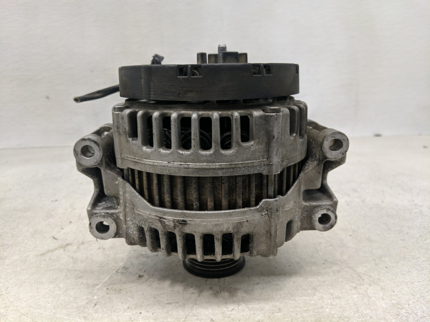 2006 Mercedes-Benz Ml250 Alternator Replacement Generator Charging Assembly Engine OEM P/N:A 014 154 04 02 A 272 154 0102 Fi