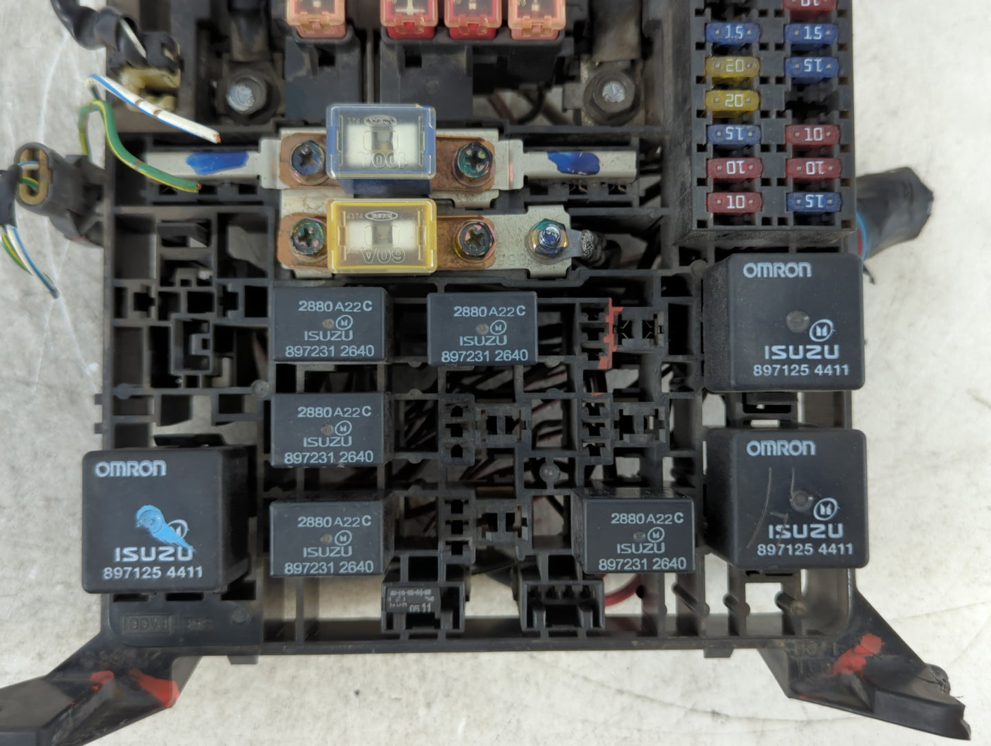 2006-2009 Mercedes-Benz Ml350 Fusebox Fuse Box Panel Relay Module P/N:897239 3680 Fits Fits 2006 2007 2008 2009 OEM Used Aut