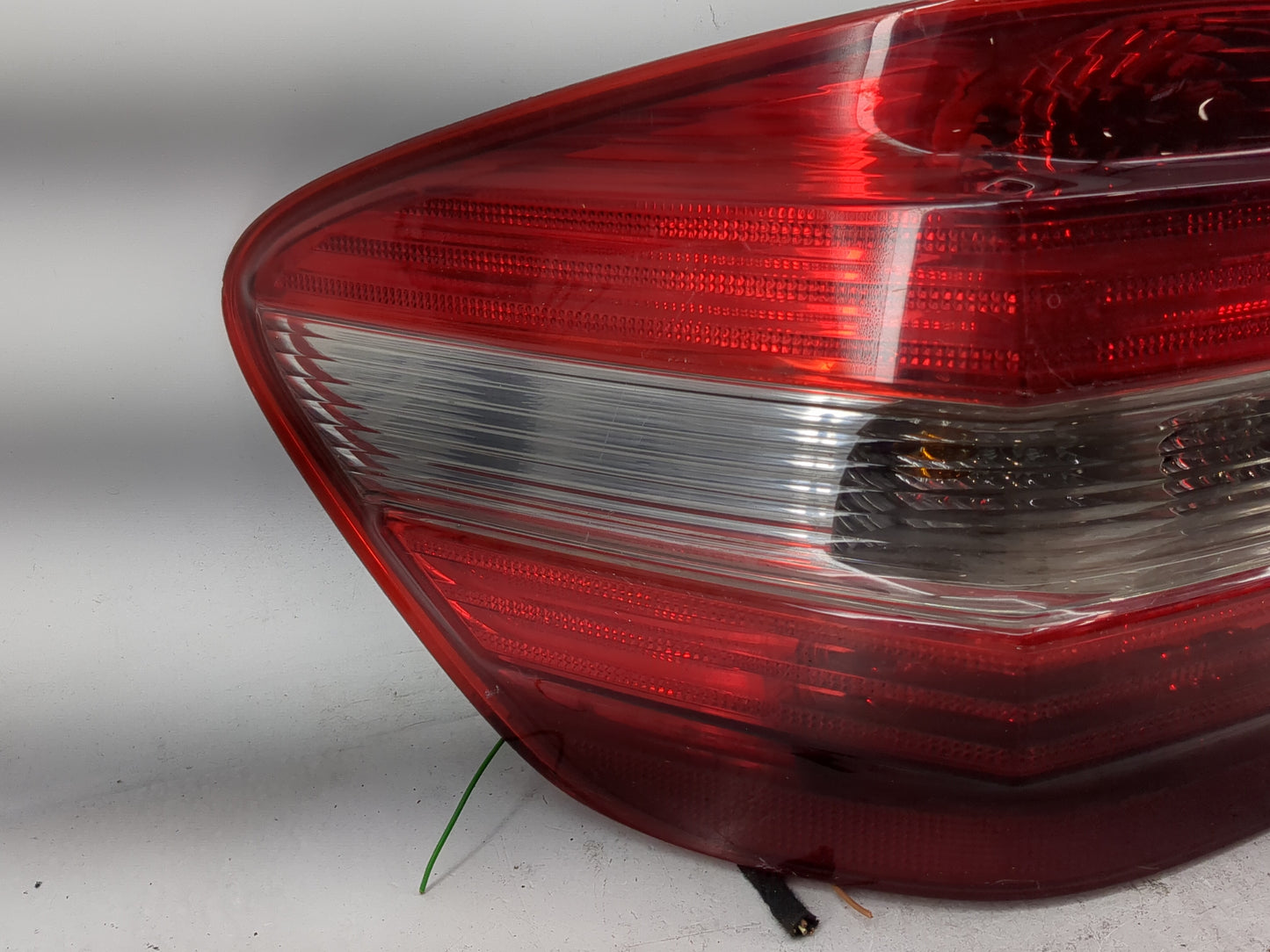 2006-2008 Mercedes-Benz Ml350 Tail Light Assembly Driver Left OEM Fits Fits 2006 2007 2008 OEM Used Auto Parts - Oemusedauto
