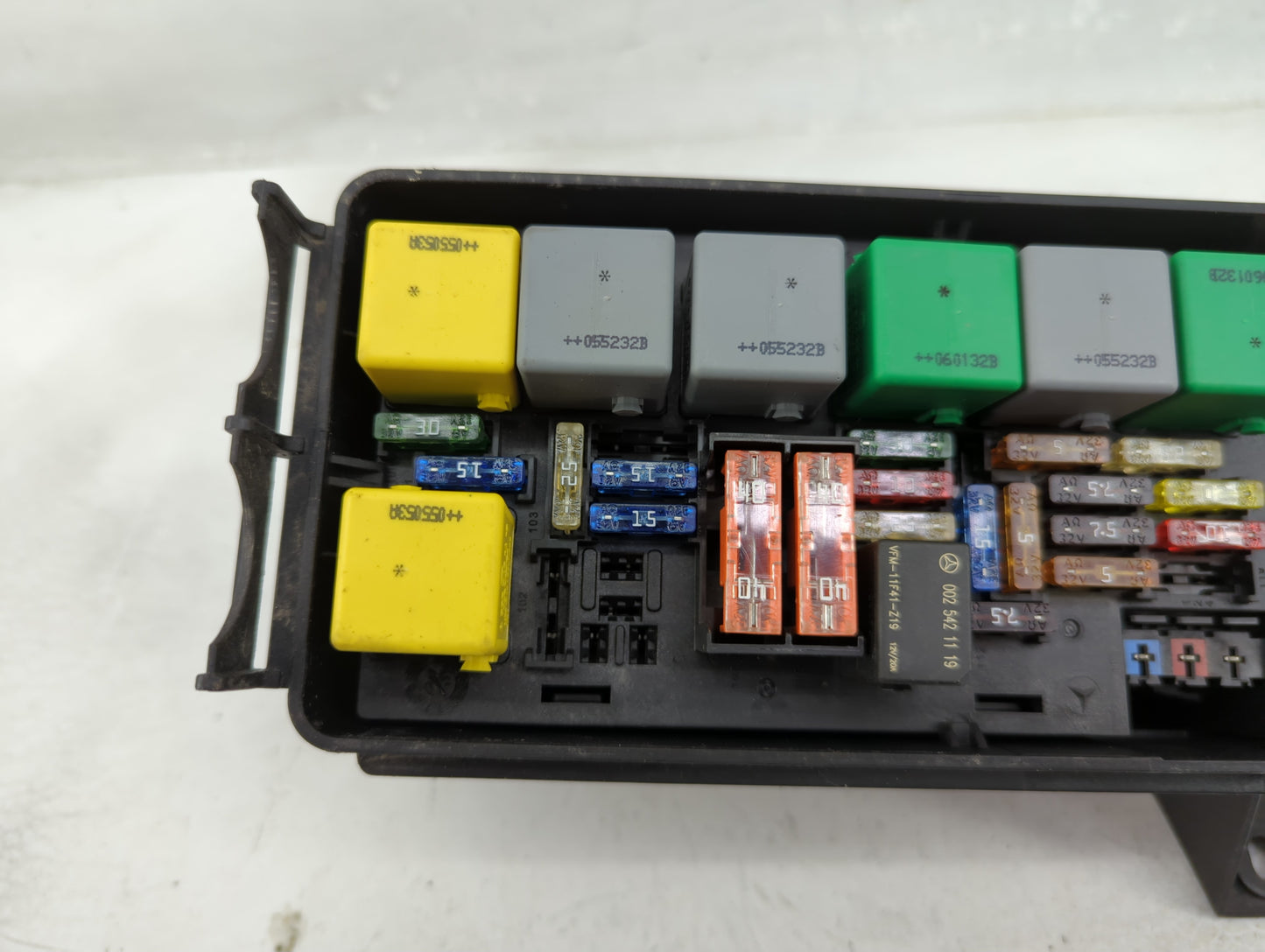 2006-2009 Mercedes-Benz Ml350 Fusebox Fuse Box Panel Relay Module P/N:A1644401505 Fits Fits 2006 2007 2008 2009 OEM Used Aut